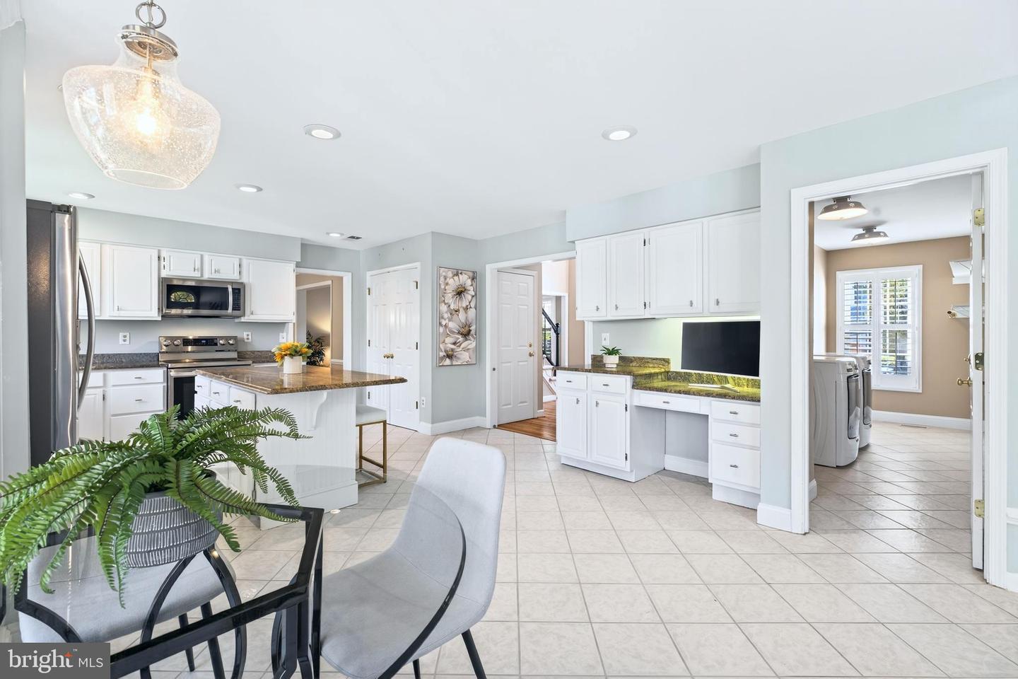 8605 EAGLE GLEN TER, FAIRFAX STATION, Virginia 22039, 4 Bedrooms Bedrooms, ,3 BathroomsBathrooms,Residential,For sale,8605 EAGLE GLEN TER,VAFX2274730 MLS # VAFX2274730 8605 EAGLE GLEN TER, FAIRFAX STATION, Virginia 22039, 4 Bedrooms Bedrooms, ,3 BathroomsBathrooms,Residential,For sale,8605 EAGLE GLEN TER,VAFX2274730 MLS # VAFX2274730