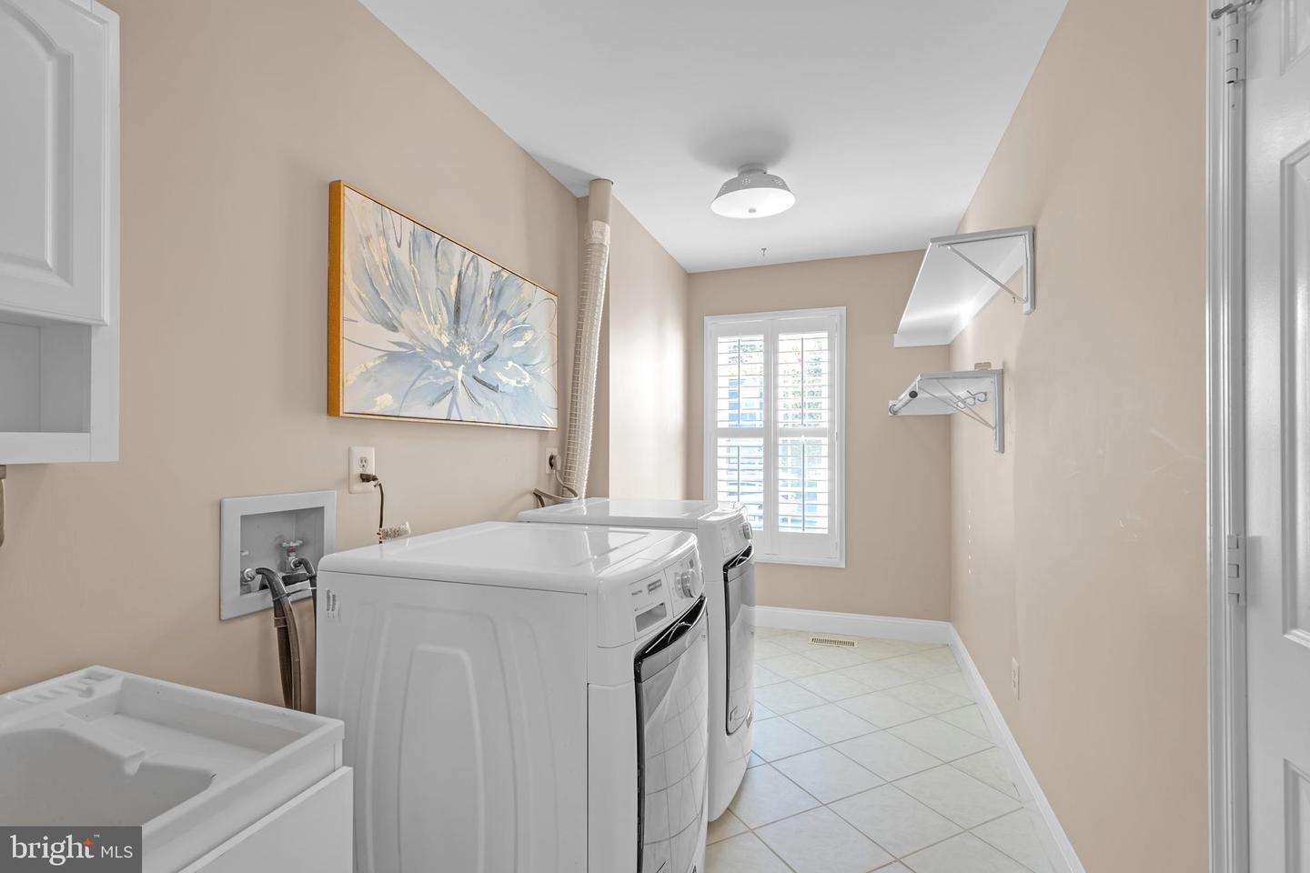 8605 EAGLE GLEN TER, FAIRFAX STATION, Virginia 22039, 4 Bedrooms Bedrooms, ,3 BathroomsBathrooms,Residential,For sale,8605 EAGLE GLEN TER,VAFX2274730 MLS # VAFX2274730 8605 EAGLE GLEN TER, FAIRFAX STATION, Virginia 22039, 4 Bedrooms Bedrooms, ,3 BathroomsBathrooms,Residential,For sale,8605 EAGLE GLEN TER,VAFX2274730 MLS # VAFX2274730