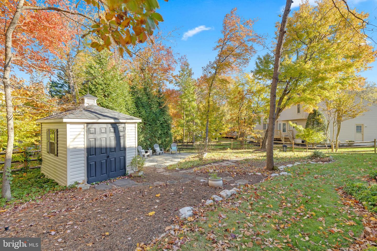 8605 EAGLE GLEN TER, FAIRFAX STATION, Virginia 22039, 4 Bedrooms Bedrooms, ,3 BathroomsBathrooms,Residential,For sale,8605 EAGLE GLEN TER,VAFX2274730 MLS # VAFX2274730 8605 EAGLE GLEN TER, FAIRFAX STATION, Virginia 22039, 4 Bedrooms Bedrooms, ,3 BathroomsBathrooms,Residential,For sale,8605 EAGLE GLEN TER,VAFX2274730 MLS # VAFX2274730