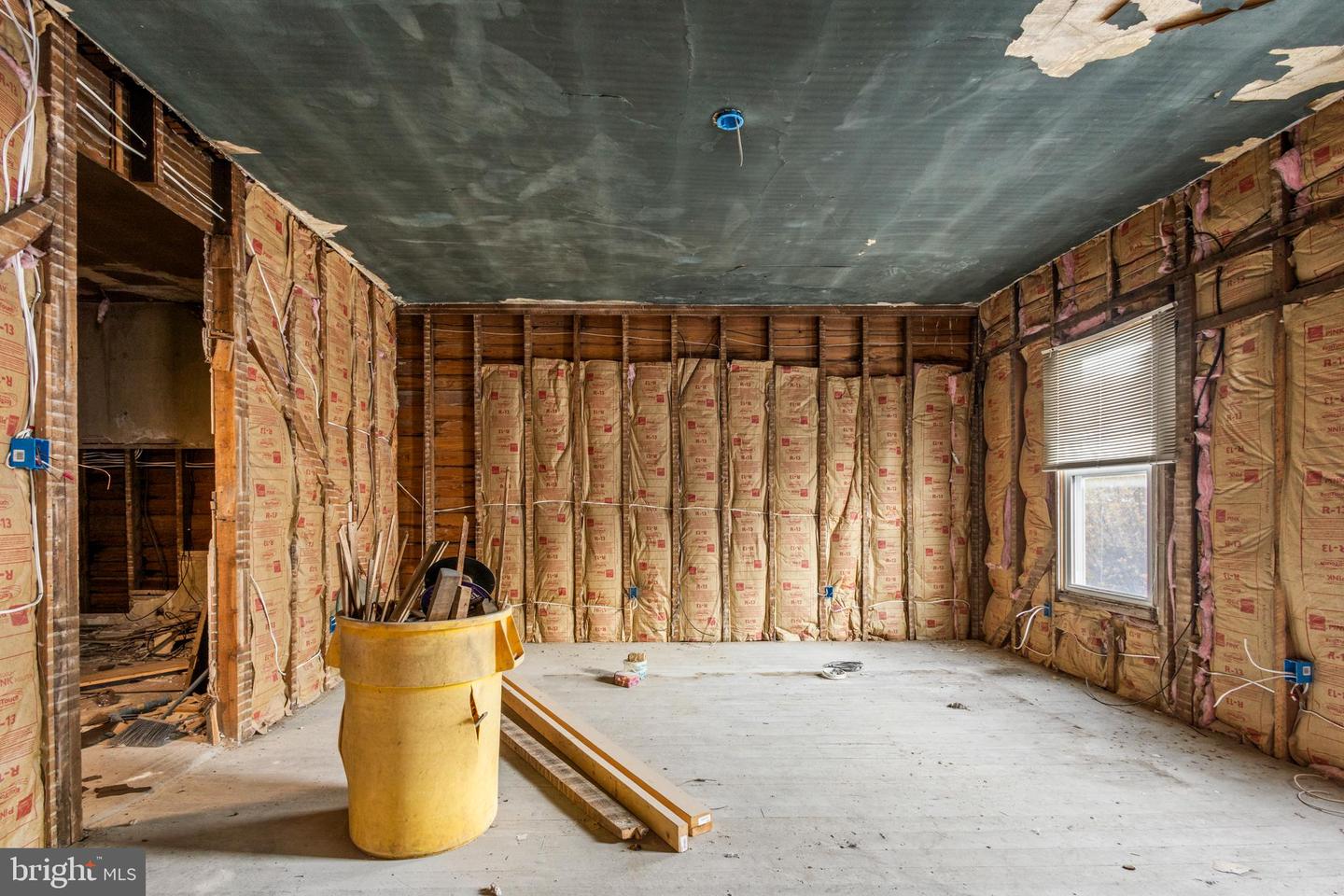 202-204 E MAIN ST #204, FRONT ROYAL, Virginia 22630, ,Land,For sale,202-204 E MAIN ST #204,VAWR2012682 MLS # VAWR2012682