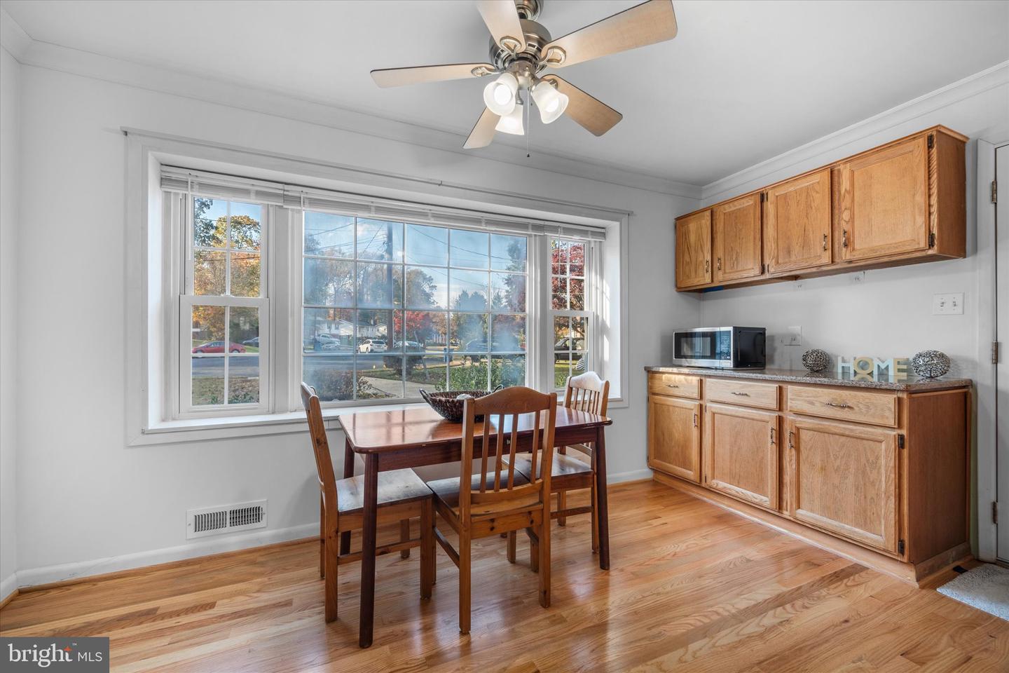 6419 CHARNWOOD ST, SPRINGFIELD, Virginia 22152, 5 Bedrooms Bedrooms, ,2 BathroomsBathrooms,Residential,For sale,6419 CHARNWOOD ST,VAFX2275108 MLS # VAFX2275108 6419 CHARNWOOD ST, SPRINGFIELD, Virginia 22152, 5 Bedrooms Bedrooms, ,2 BathroomsBathrooms,Residential,For sale,6419 CHARNWOOD ST,VAFX2275108 MLS # VAFX2275108