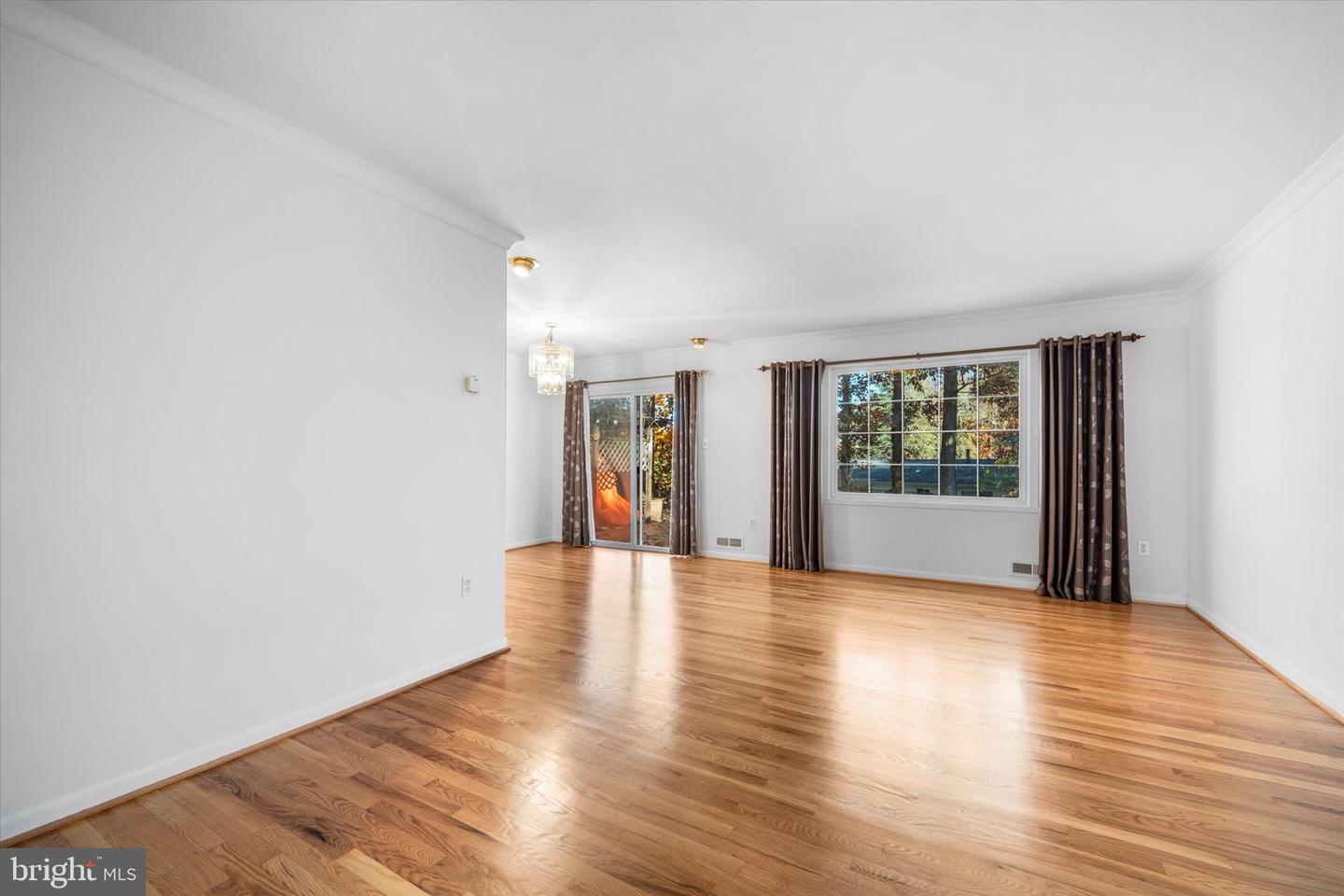 6419 CHARNWOOD ST, SPRINGFIELD, Virginia 22152, 5 Bedrooms Bedrooms, ,2 BathroomsBathrooms,Residential,For sale,6419 CHARNWOOD ST,VAFX2275108 MLS # VAFX2275108 6419 CHARNWOOD ST, SPRINGFIELD, Virginia 22152, 5 Bedrooms Bedrooms, ,2 BathroomsBathrooms,Residential,For sale,6419 CHARNWOOD ST,VAFX2275108 MLS # VAFX2275108