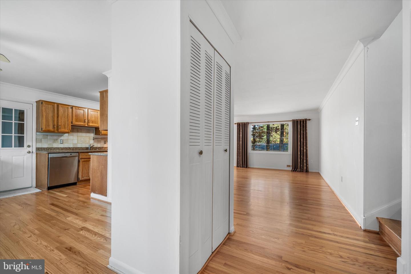 6419 CHARNWOOD ST, SPRINGFIELD, Virginia 22152, 5 Bedrooms Bedrooms, ,2 BathroomsBathrooms,Residential,For sale,6419 CHARNWOOD ST,VAFX2275108 MLS # VAFX2275108 6419 CHARNWOOD ST, SPRINGFIELD, Virginia 22152, 5 Bedrooms Bedrooms, ,2 BathroomsBathrooms,Residential,For sale,6419 CHARNWOOD ST,VAFX2275108 MLS # VAFX2275108