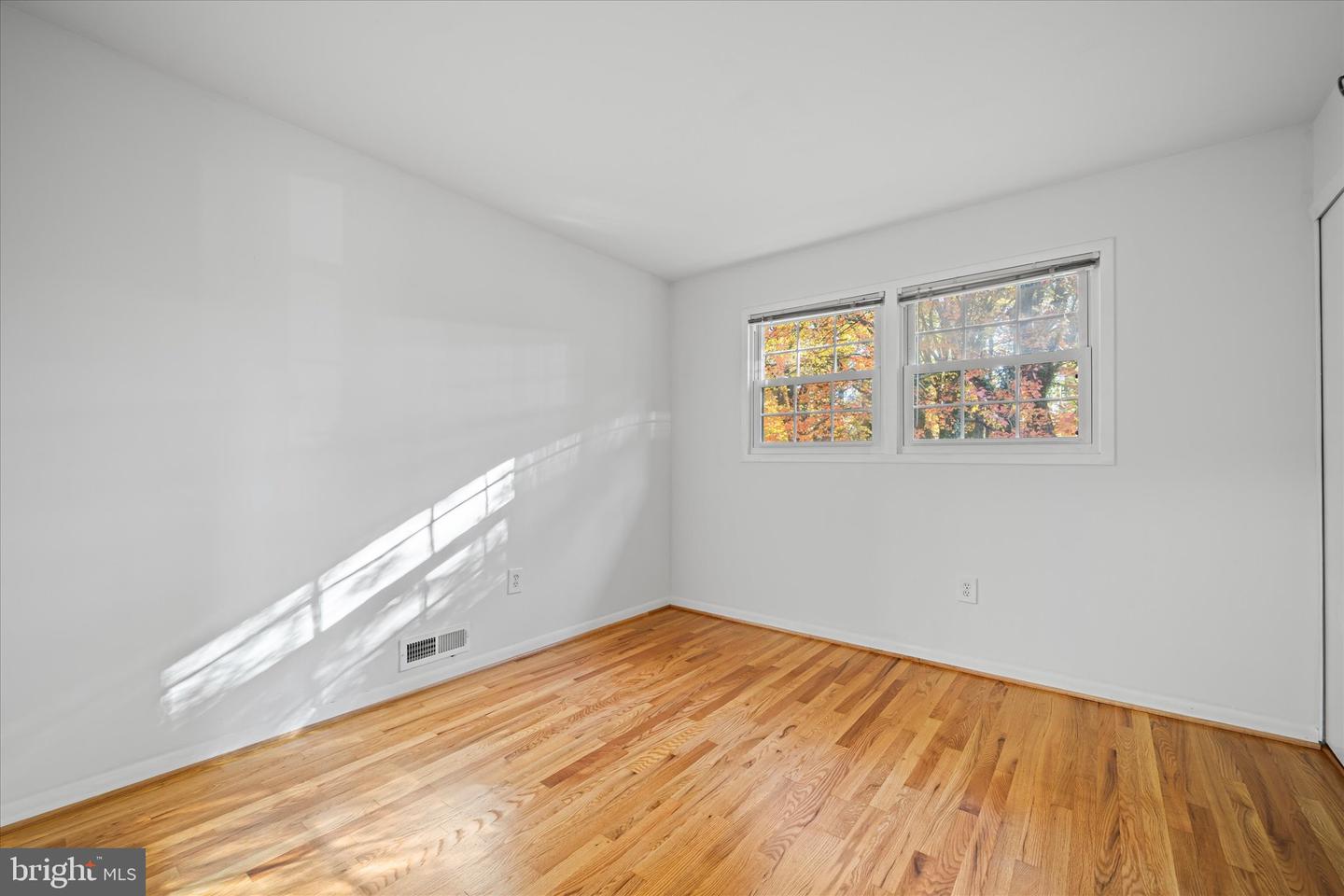 6419 CHARNWOOD ST, SPRINGFIELD, Virginia 22152, 5 Bedrooms Bedrooms, ,2 BathroomsBathrooms,Residential,For sale,6419 CHARNWOOD ST,VAFX2275108 MLS # VAFX2275108 6419 CHARNWOOD ST, SPRINGFIELD, Virginia 22152, 5 Bedrooms Bedrooms, ,2 BathroomsBathrooms,Residential,For sale,6419 CHARNWOOD ST,VAFX2275108 MLS # VAFX2275108