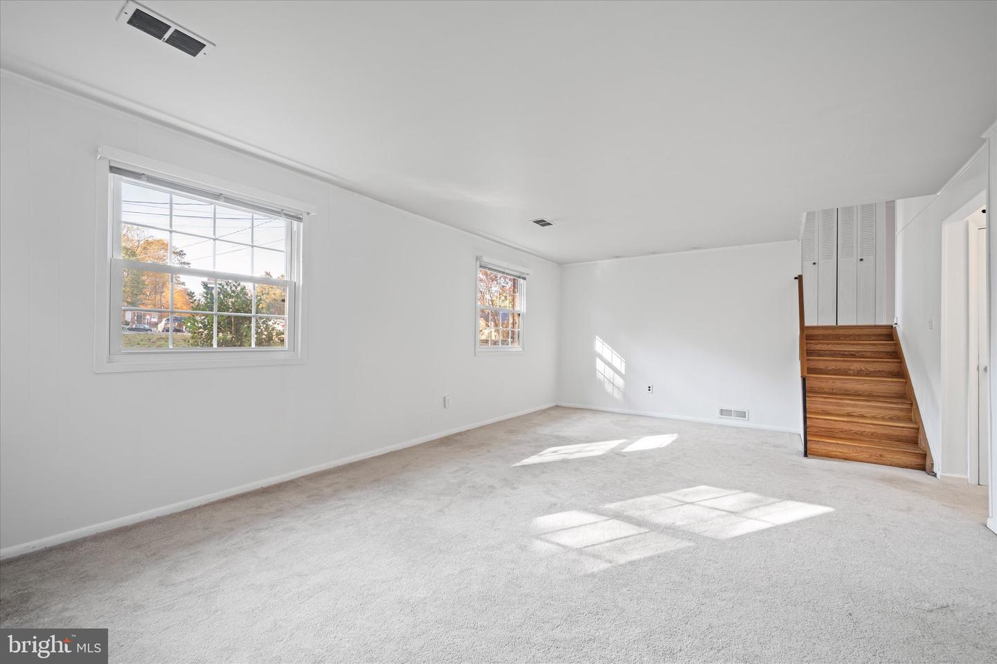 6419 CHARNWOOD ST, SPRINGFIELD, Virginia 22152, 5 Bedrooms Bedrooms, ,2 BathroomsBathrooms,Residential,For sale,6419 CHARNWOOD ST,VAFX2275108 MLS # VAFX2275108 6419 CHARNWOOD ST, SPRINGFIELD, Virginia 22152, 5 Bedrooms Bedrooms, ,2 BathroomsBathrooms,Residential,For sale,6419 CHARNWOOD ST,VAFX2275108 MLS # VAFX2275108