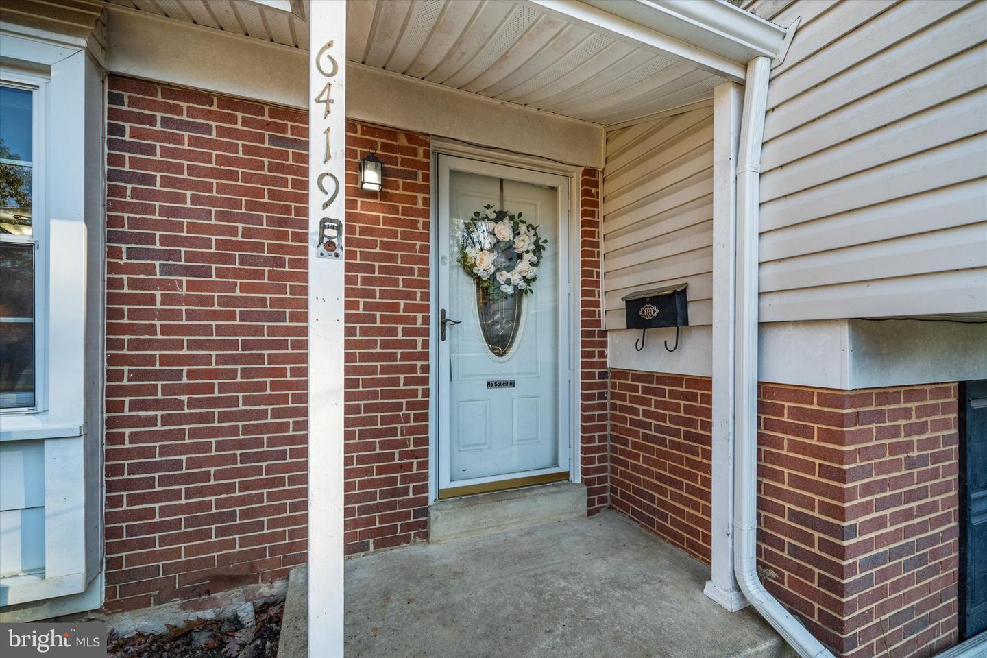 6419 CHARNWOOD ST, SPRINGFIELD, Virginia 22152, 5 Bedrooms Bedrooms, ,2 BathroomsBathrooms,Residential,For sale,6419 CHARNWOOD ST,VAFX2275108 MLS # VAFX2275108 6419 CHARNWOOD ST, SPRINGFIELD, Virginia 22152, 5 Bedrooms Bedrooms, ,2 BathroomsBathrooms,Residential,For sale,6419 CHARNWOOD ST,VAFX2275108 MLS # VAFX2275108