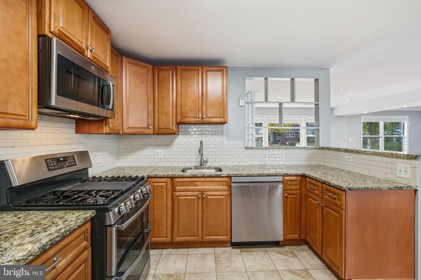 8817 LAGRANGE ST, LORTON, Virginia 22079, 7 Bedrooms Bedrooms, ,4 BathroomsBathrooms,Residential,For sale,8817 LAGRANGE ST,VAFX2275416 MLS # VAFX2275416