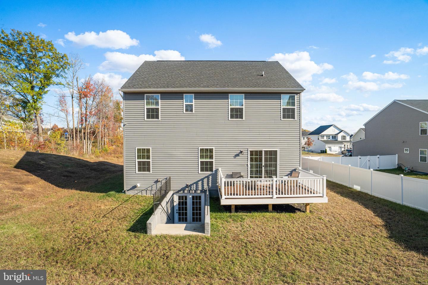 484 BRIDGEPOINT DR, FREDERICKSBURG, Virginia 22405, 4 Bedrooms Bedrooms, ,3 BathroomsBathrooms,Residential,For sale,484 BRIDGEPOINT DR,VAST2043716 MLS # VAST2043716 484 BRIDGEPOINT DR, FREDERICKSBURG, Virginia 22405, 4 Bedrooms Bedrooms, ,3 BathroomsBathrooms,Residential,For sale,484 BRIDGEPOINT DR,VAST2043716 MLS # VAST2043716