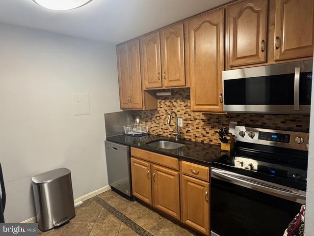 3245 RIO DR #705, FALLS CHURCH, Virginia 22041, 2 Bedrooms Bedrooms, ,1 BathroomBathrooms,Residential,For sale,3245 RIO DR #705,VAFX2275636 MLS # VAFX2275636 3245 RIO DR #705, FALLS CHURCH, Virginia 22041, 2 Bedrooms Bedrooms, ,1 BathroomBathrooms,Residential,For sale,3245 RIO DR #705,VAFX2275636 MLS # VAFX2275636