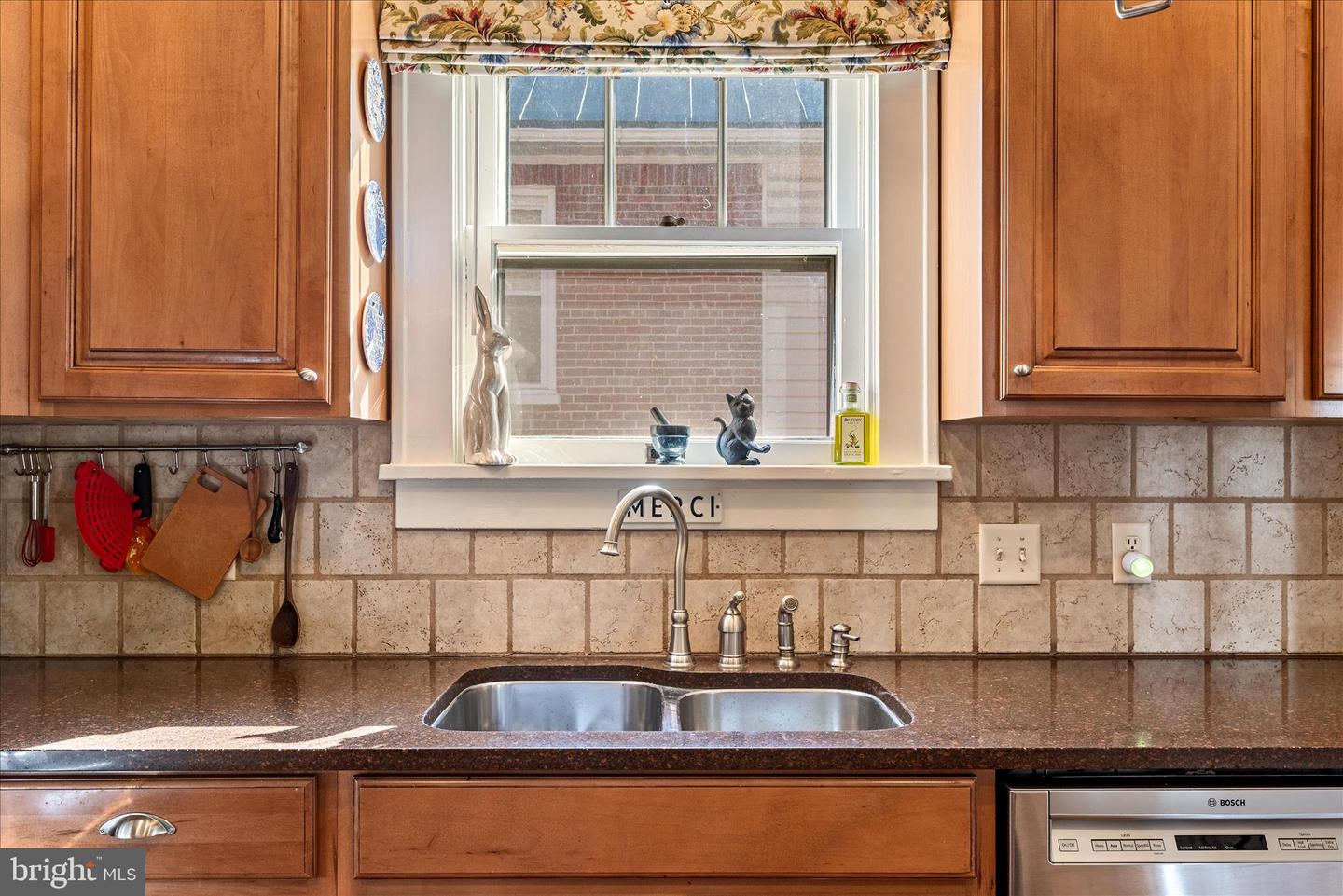 400 HANDLEY AVE, WINCHESTER, Virginia 22601, 3 Bedrooms Bedrooms, ,2 BathroomsBathrooms,Residential,For sale,400 HANDLEY AVE,VAWI2009308 MLS # VAWI2009308 400 HANDLEY AVE, WINCHESTER, Virginia 22601, 3 Bedrooms Bedrooms, ,2 BathroomsBathrooms,Residential,For sale,400 HANDLEY AVE,VAWI2009308 MLS # VAWI2009308