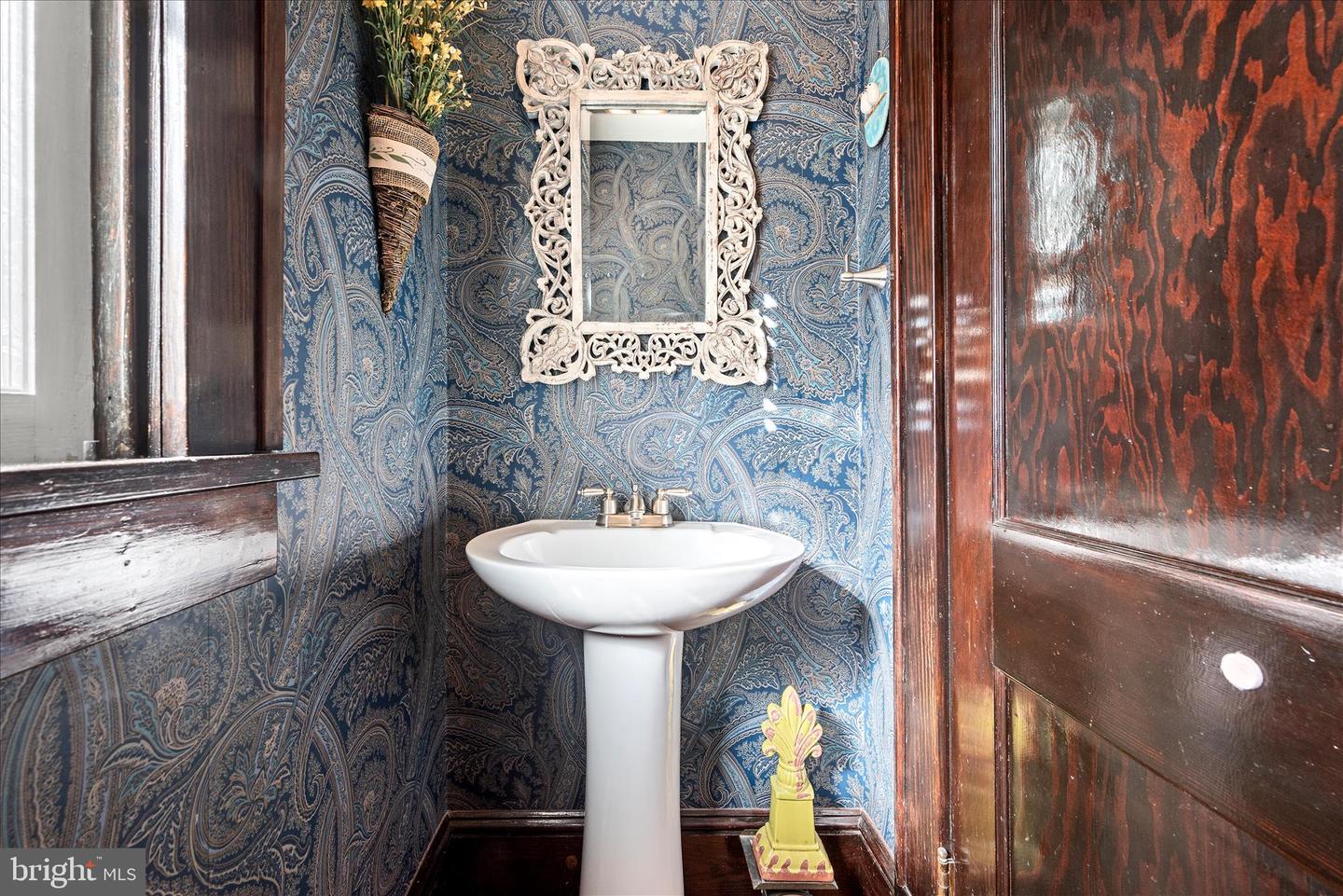 400 HANDLEY AVE, WINCHESTER, Virginia 22601, 3 Bedrooms Bedrooms, ,2 BathroomsBathrooms,Residential,For sale,400 HANDLEY AVE,VAWI2009308 MLS # VAWI2009308 400 HANDLEY AVE, WINCHESTER, Virginia 22601, 3 Bedrooms Bedrooms, ,2 BathroomsBathrooms,Residential,For sale,400 HANDLEY AVE,VAWI2009308 MLS # VAWI2009308