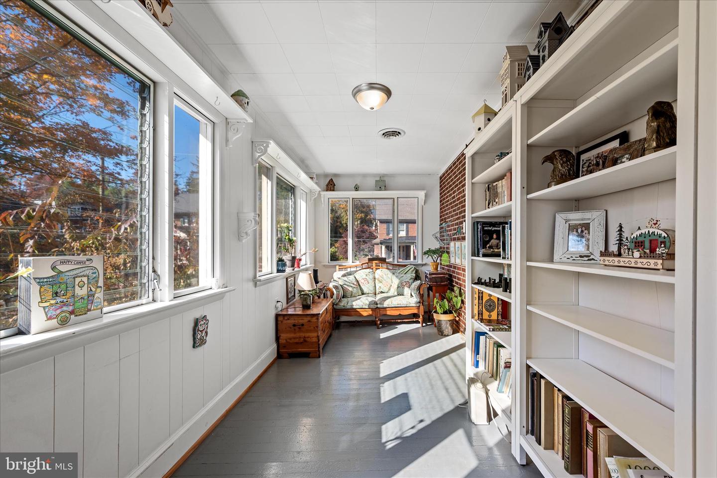 400 HANDLEY AVE, WINCHESTER, Virginia 22601, 3 Bedrooms Bedrooms, ,2 BathroomsBathrooms,Residential,For sale,400 HANDLEY AVE,VAWI2009308 MLS # VAWI2009308 400 HANDLEY AVE, WINCHESTER, Virginia 22601, 3 Bedrooms Bedrooms, ,2 BathroomsBathrooms,Residential,For sale,400 HANDLEY AVE,VAWI2009308 MLS # VAWI2009308