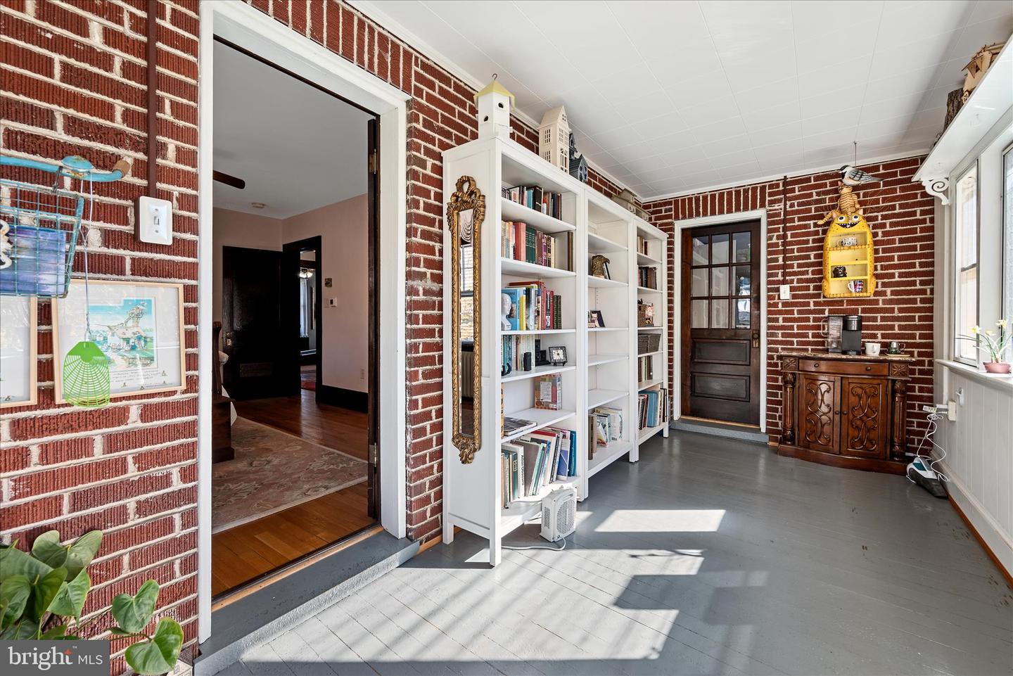 400 HANDLEY AVE, WINCHESTER, Virginia 22601, 3 Bedrooms Bedrooms, ,2 BathroomsBathrooms,Residential,For sale,400 HANDLEY AVE,VAWI2009308 MLS # VAWI2009308 400 HANDLEY AVE, WINCHESTER, Virginia 22601, 3 Bedrooms Bedrooms, ,2 BathroomsBathrooms,Residential,For sale,400 HANDLEY AVE,VAWI2009308 MLS # VAWI2009308