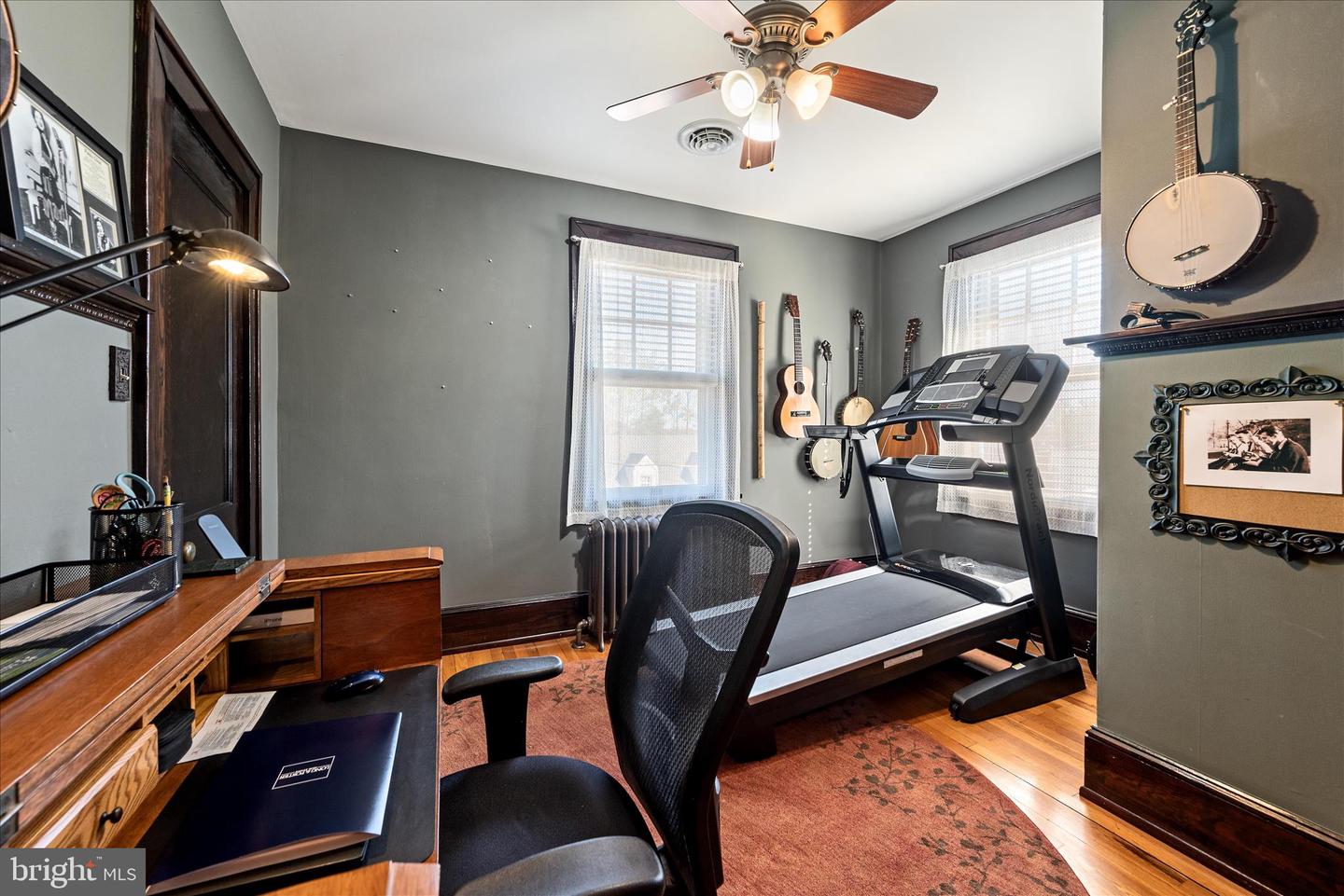 400 HANDLEY AVE, WINCHESTER, Virginia 22601, 3 Bedrooms Bedrooms, ,2 BathroomsBathrooms,Residential,For sale,400 HANDLEY AVE,VAWI2009308 MLS # VAWI2009308 400 HANDLEY AVE, WINCHESTER, Virginia 22601, 3 Bedrooms Bedrooms, ,2 BathroomsBathrooms,Residential,For sale,400 HANDLEY AVE,VAWI2009308 MLS # VAWI2009308