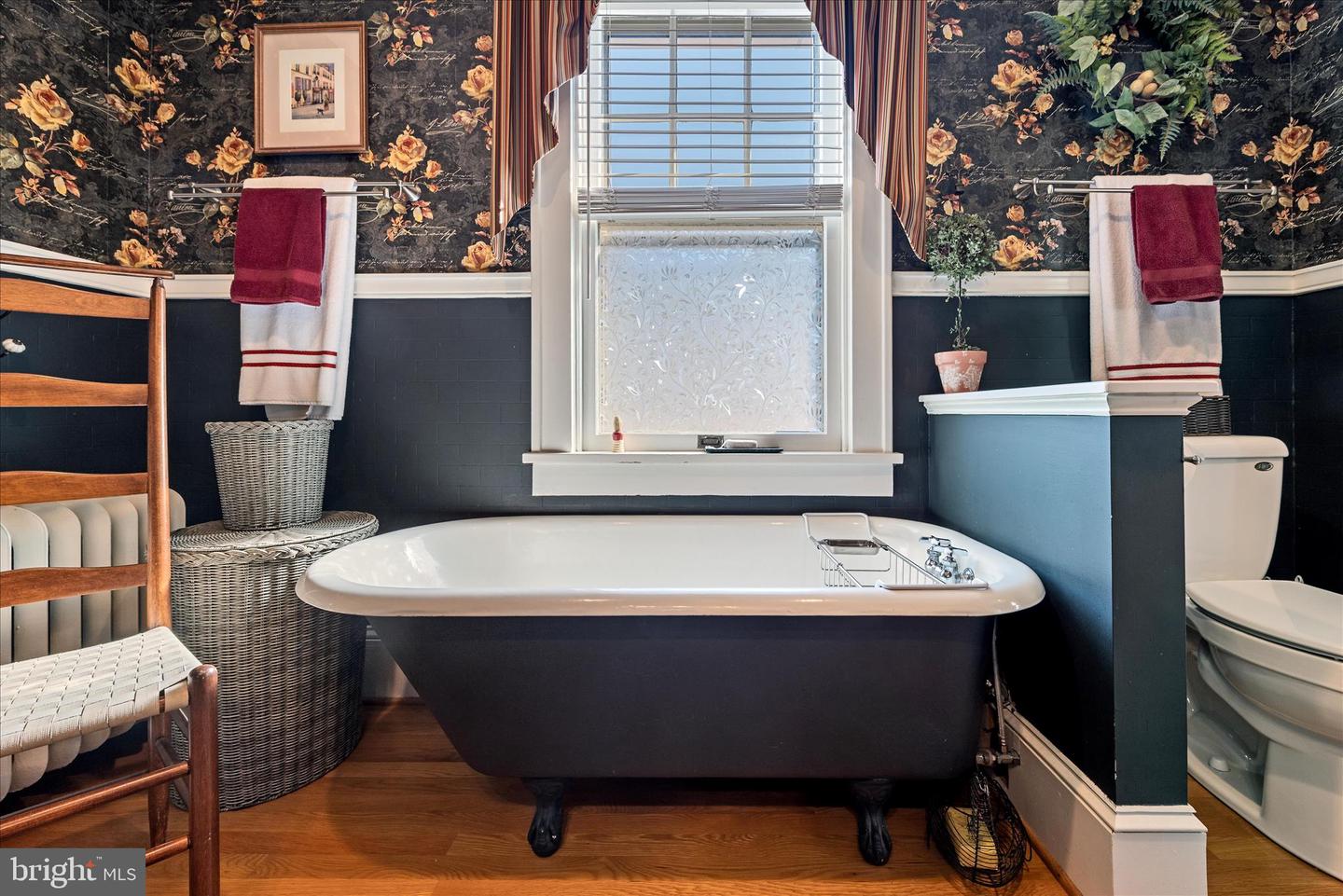 400 HANDLEY AVE, WINCHESTER, Virginia 22601, 3 Bedrooms Bedrooms, ,2 BathroomsBathrooms,Residential,For sale,400 HANDLEY AVE,VAWI2009308 MLS # VAWI2009308 400 HANDLEY AVE, WINCHESTER, Virginia 22601, 3 Bedrooms Bedrooms, ,2 BathroomsBathrooms,Residential,For sale,400 HANDLEY AVE,VAWI2009308 MLS # VAWI2009308