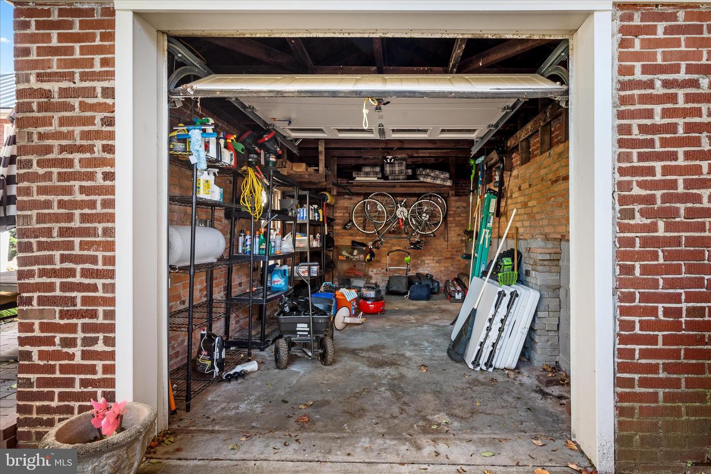 400 HANDLEY AVE, WINCHESTER, Virginia 22601, 3 Bedrooms Bedrooms, ,2 BathroomsBathrooms,Residential,For sale,400 HANDLEY AVE,VAWI2009308 MLS # VAWI2009308 400 HANDLEY AVE, WINCHESTER, Virginia 22601, 3 Bedrooms Bedrooms, ,2 BathroomsBathrooms,Residential,For sale,400 HANDLEY AVE,VAWI2009308 MLS # VAWI2009308