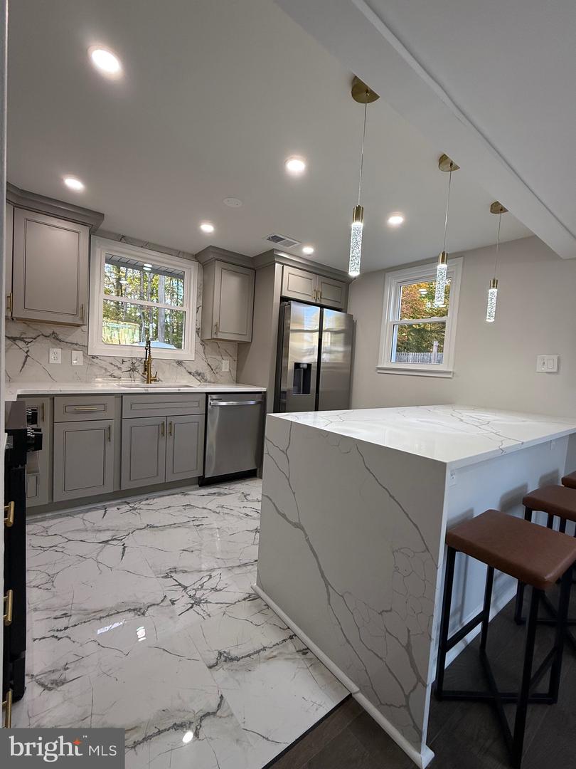 13014 KERRYDALE RD, WOODBRIDGE, Virginia 22193, 4 Bedrooms Bedrooms, ,2 BathroomsBathrooms,Residential,For sale,13014 KERRYDALE RD,VAPW2106654 MLS # VAPW2106654 13014 KERRYDALE RD, WOODBRIDGE, Virginia 22193, 4 Bedrooms Bedrooms, ,2 BathroomsBathrooms,Residential,For sale,13014 KERRYDALE RD,VAPW2106654 MLS # VAPW2106654