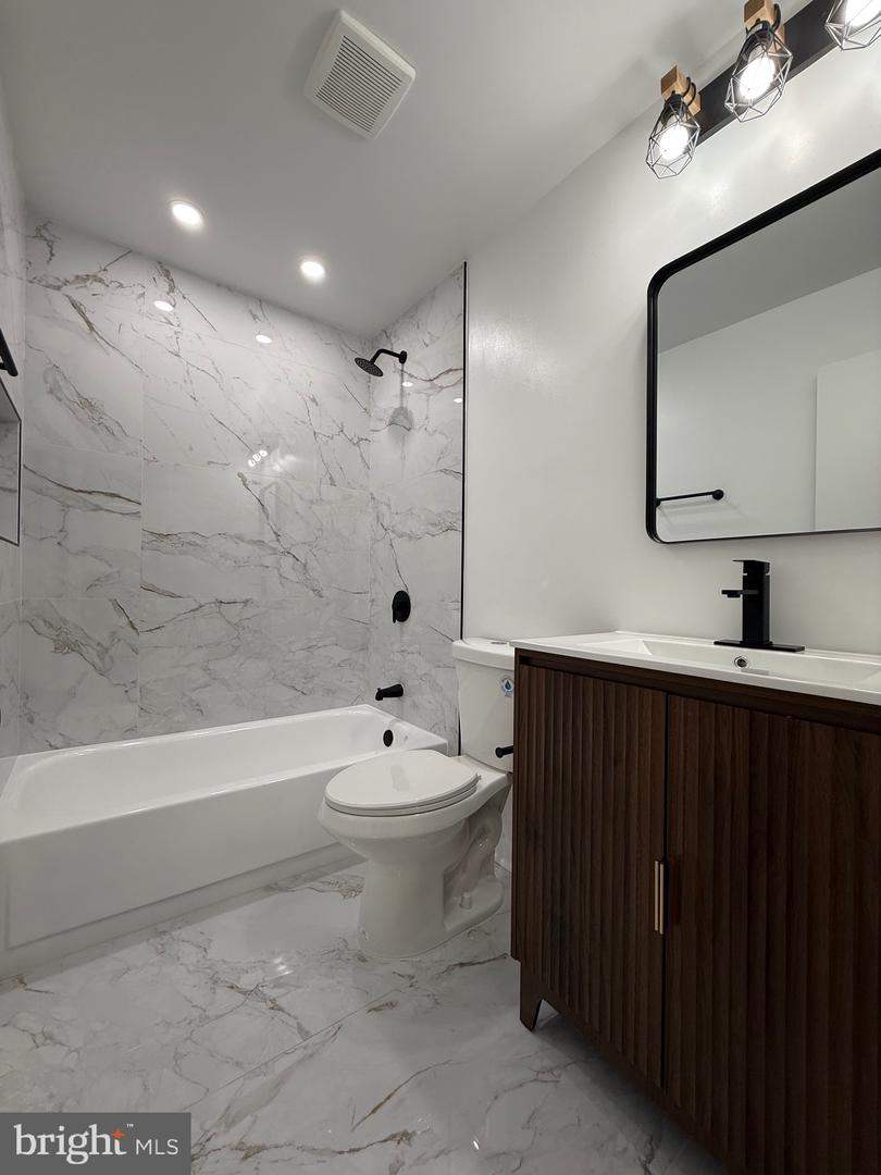 13014 KERRYDALE RD, WOODBRIDGE, Virginia 22193, 4 Bedrooms Bedrooms, ,2 BathroomsBathrooms,Residential,For sale,13014 KERRYDALE RD,VAPW2106654 MLS # VAPW2106654 13014 KERRYDALE RD, WOODBRIDGE, Virginia 22193, 4 Bedrooms Bedrooms, ,2 BathroomsBathrooms,Residential,For sale,13014 KERRYDALE RD,VAPW2106654 MLS # VAPW2106654