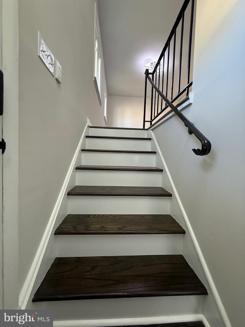 13014 KERRYDALE RD, WOODBRIDGE, Virginia 22193, 4 Bedrooms Bedrooms, ,2 BathroomsBathrooms,Residential,For sale,13014 KERRYDALE RD,VAPW2106654 MLS # VAPW2106654 13014 KERRYDALE RD, WOODBRIDGE, Virginia 22193, 4 Bedrooms Bedrooms, ,2 BathroomsBathrooms,Residential,For sale,13014 KERRYDALE RD,VAPW2106654 MLS # VAPW2106654