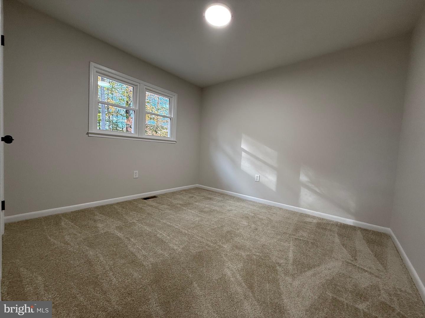 13014 KERRYDALE RD, WOODBRIDGE, Virginia 22193, 4 Bedrooms Bedrooms, ,2 BathroomsBathrooms,Residential,For sale,13014 KERRYDALE RD,VAPW2106654 MLS # VAPW2106654 13014 KERRYDALE RD, WOODBRIDGE, Virginia 22193, 4 Bedrooms Bedrooms, ,2 BathroomsBathrooms,Residential,For sale,13014 KERRYDALE RD,VAPW2106654 MLS # VAPW2106654