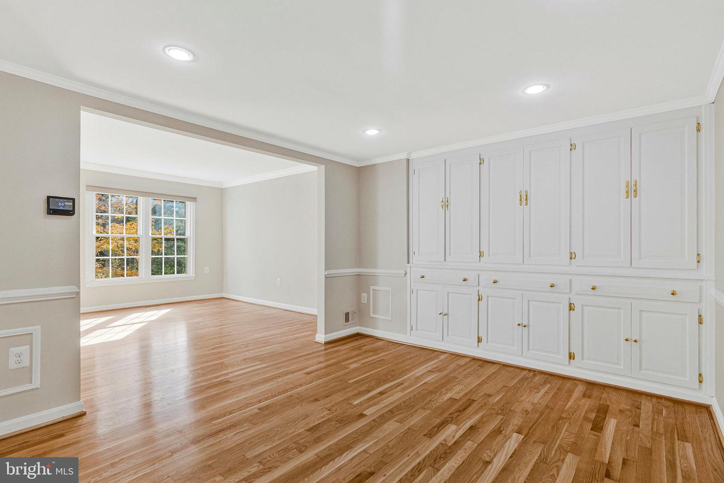 6604 MCLEAN CT, MCLEAN, Virginia 22101, 3 Bedrooms Bedrooms, ,3 BathroomsBathrooms,Residential,For sale,6604 MCLEAN CT,VAFX2276050 MLS # VAFX2276050 6604 MCLEAN CT, MCLEAN, Virginia 22101, 3 Bedrooms Bedrooms, ,3 BathroomsBathrooms,Residential,For sale,6604 MCLEAN CT,VAFX2276050 MLS # VAFX2276050