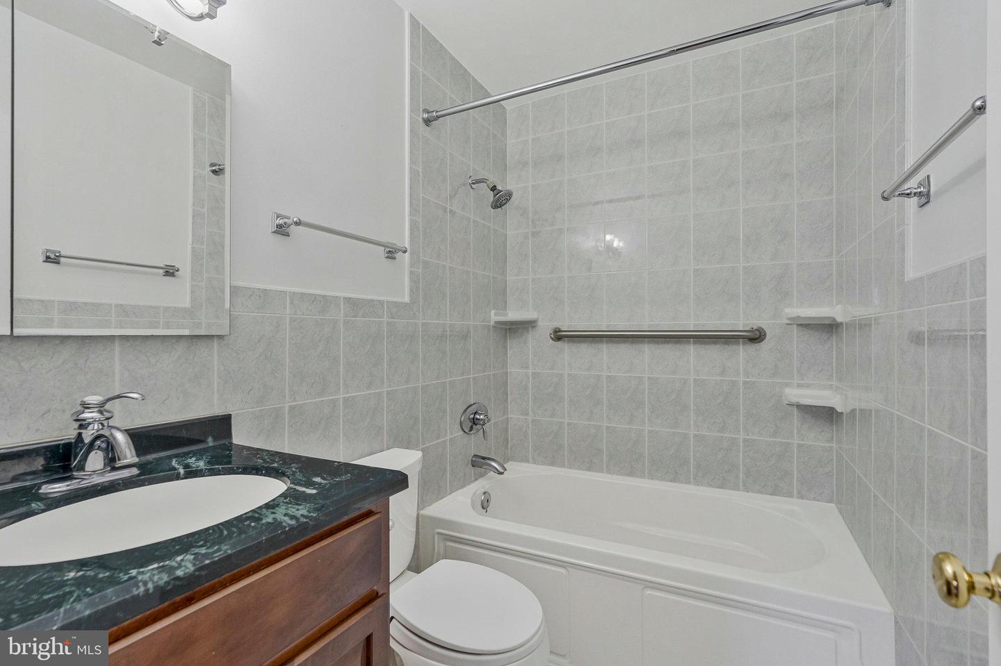 6604 MCLEAN CT, MCLEAN, Virginia 22101, 3 Bedrooms Bedrooms, ,3 BathroomsBathrooms,Residential,For sale,6604 MCLEAN CT,VAFX2276050 MLS # VAFX2276050 6604 MCLEAN CT, MCLEAN, Virginia 22101, 3 Bedrooms Bedrooms, ,3 BathroomsBathrooms,Residential,For sale,6604 MCLEAN CT,VAFX2276050 MLS # VAFX2276050