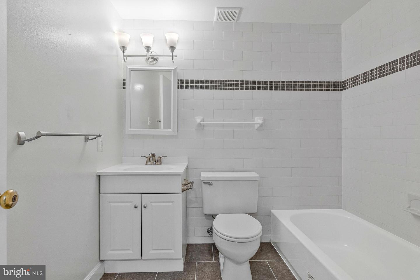 6604 MCLEAN CT, MCLEAN, Virginia 22101, 3 Bedrooms Bedrooms, ,3 BathroomsBathrooms,Residential,For sale,6604 MCLEAN CT,VAFX2276050 MLS # VAFX2276050 6604 MCLEAN CT, MCLEAN, Virginia 22101, 3 Bedrooms Bedrooms, ,3 BathroomsBathrooms,Residential,For sale,6604 MCLEAN CT,VAFX2276050 MLS # VAFX2276050