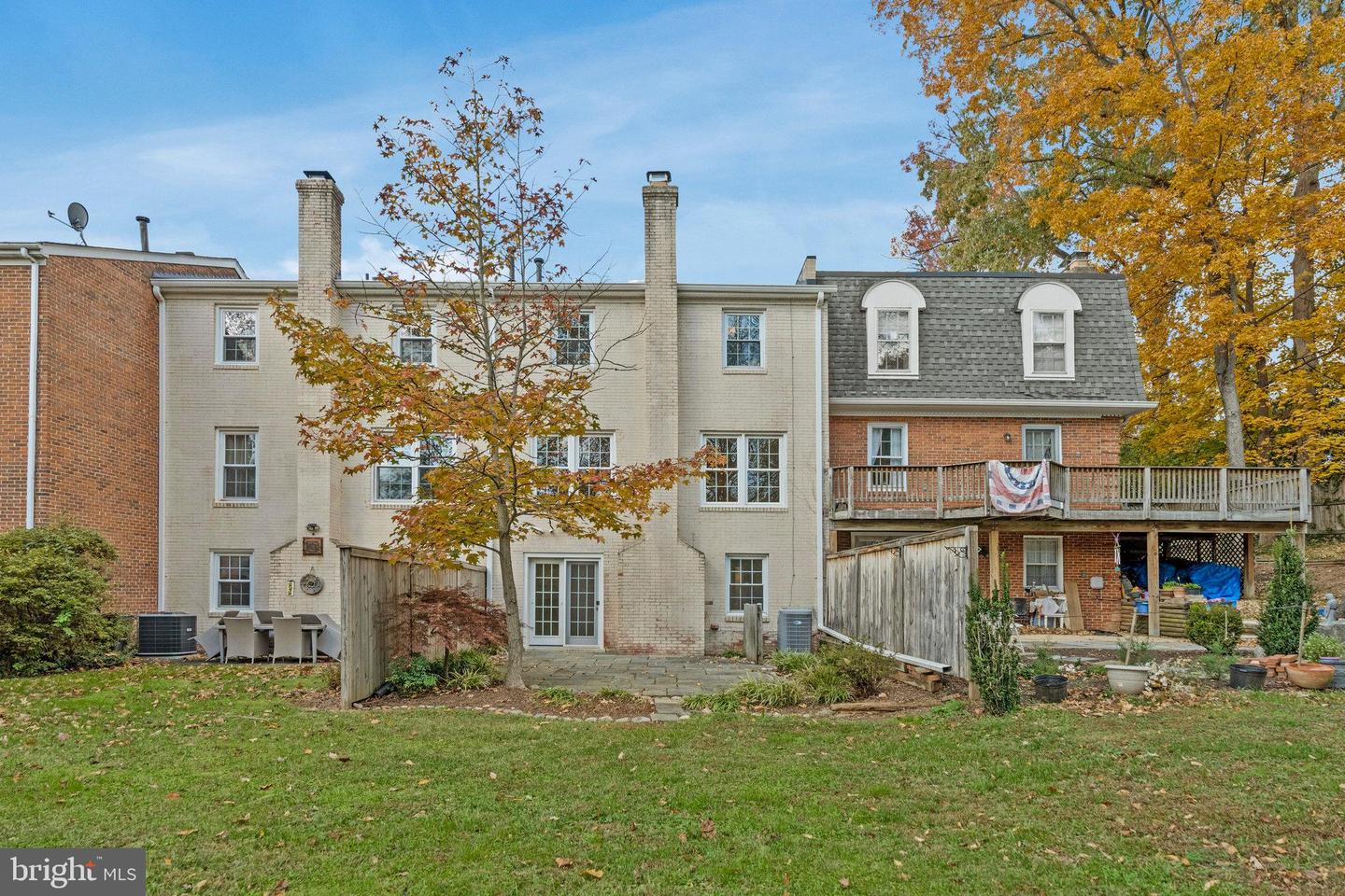 6604 MCLEAN CT, MCLEAN, Virginia 22101, 3 Bedrooms Bedrooms, ,3 BathroomsBathrooms,Residential,For sale,6604 MCLEAN CT,VAFX2276050 MLS # VAFX2276050 6604 MCLEAN CT, MCLEAN, Virginia 22101, 3 Bedrooms Bedrooms, ,3 BathroomsBathrooms,Residential,For sale,6604 MCLEAN CT,VAFX2276050 MLS # VAFX2276050