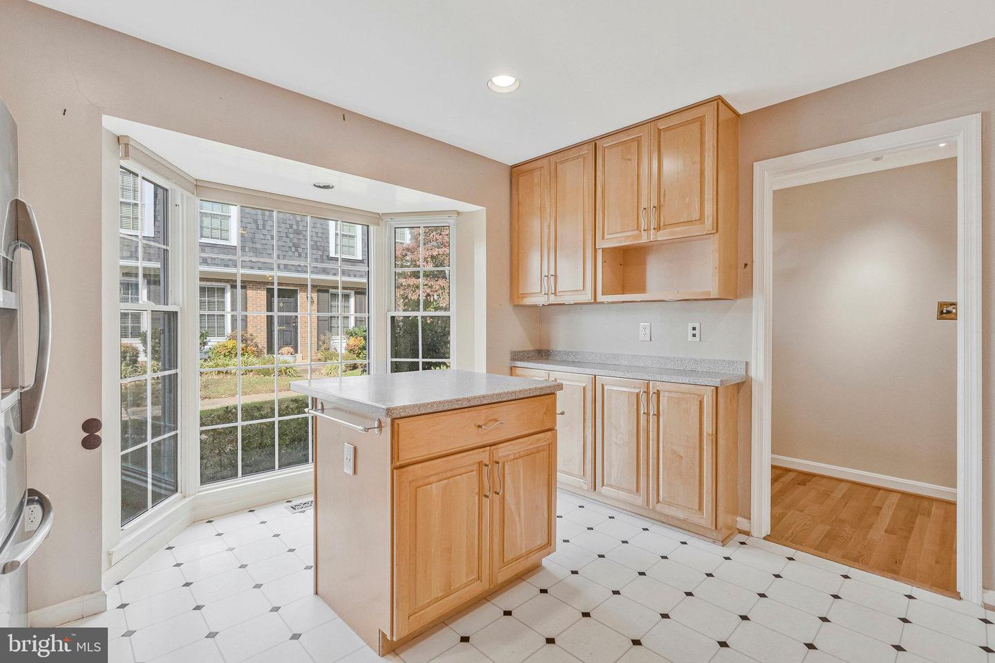 6604 MCLEAN CT, MCLEAN, Virginia 22101, 3 Bedrooms Bedrooms, ,3 BathroomsBathrooms,Residential,For sale,6604 MCLEAN CT,VAFX2276050 MLS # VAFX2276050 6604 MCLEAN CT, MCLEAN, Virginia 22101, 3 Bedrooms Bedrooms, ,3 BathroomsBathrooms,Residential,For sale,6604 MCLEAN CT,VAFX2276050 MLS # VAFX2276050