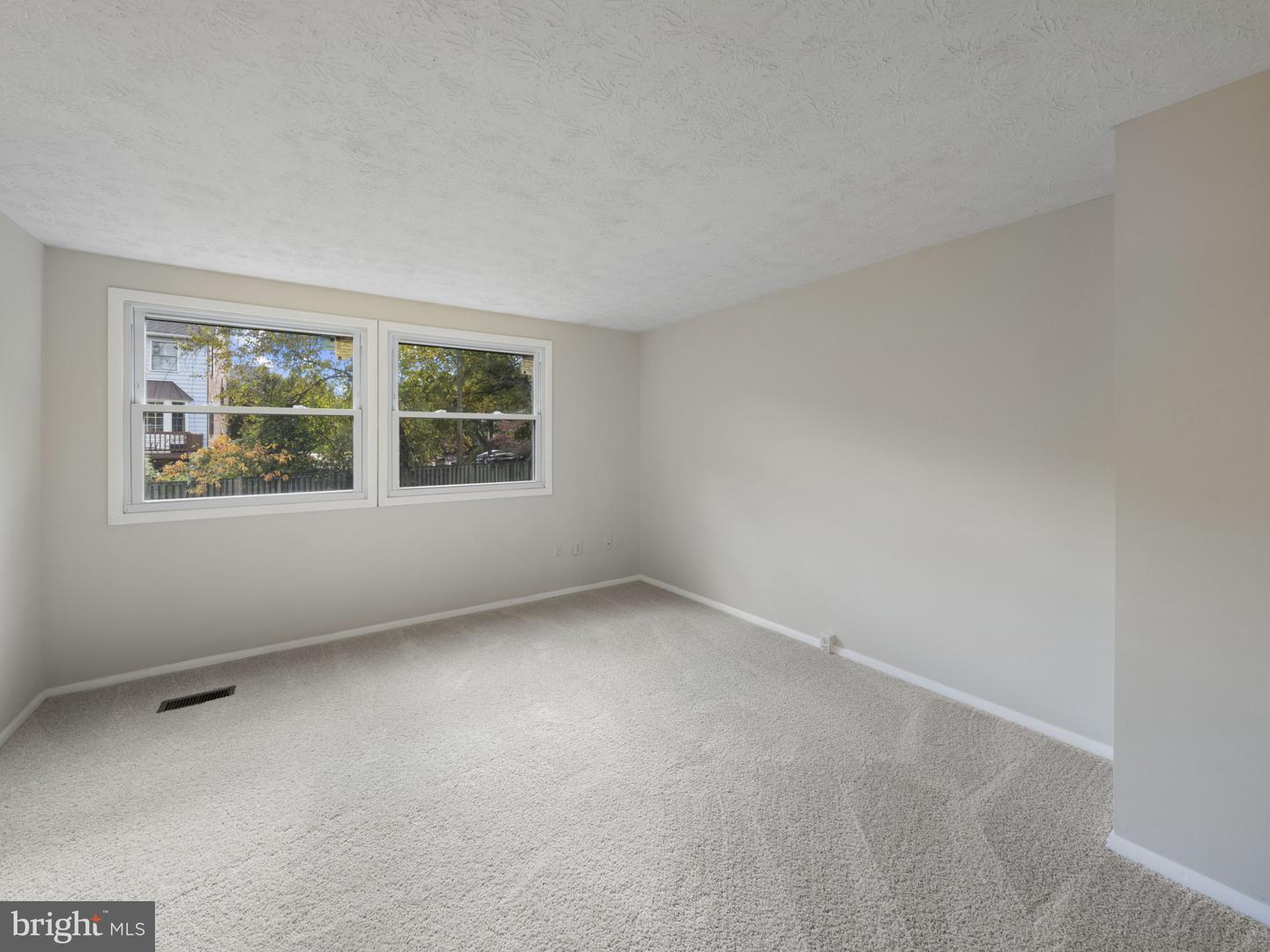 8027 TYSON OAKS CIR, VIENNA, Virginia 22182, 3 Bedrooms Bedrooms, ,2 BathroomsBathrooms,Residential,For sale,8027 TYSON OAKS CIR,VAFX2275978 MLS # VAFX2275978 8027 TYSON OAKS CIR, VIENNA, Virginia 22182, 3 Bedrooms Bedrooms, ,2 BathroomsBathrooms,Residential,For sale,8027 TYSON OAKS CIR,VAFX2275978 MLS # VAFX2275978