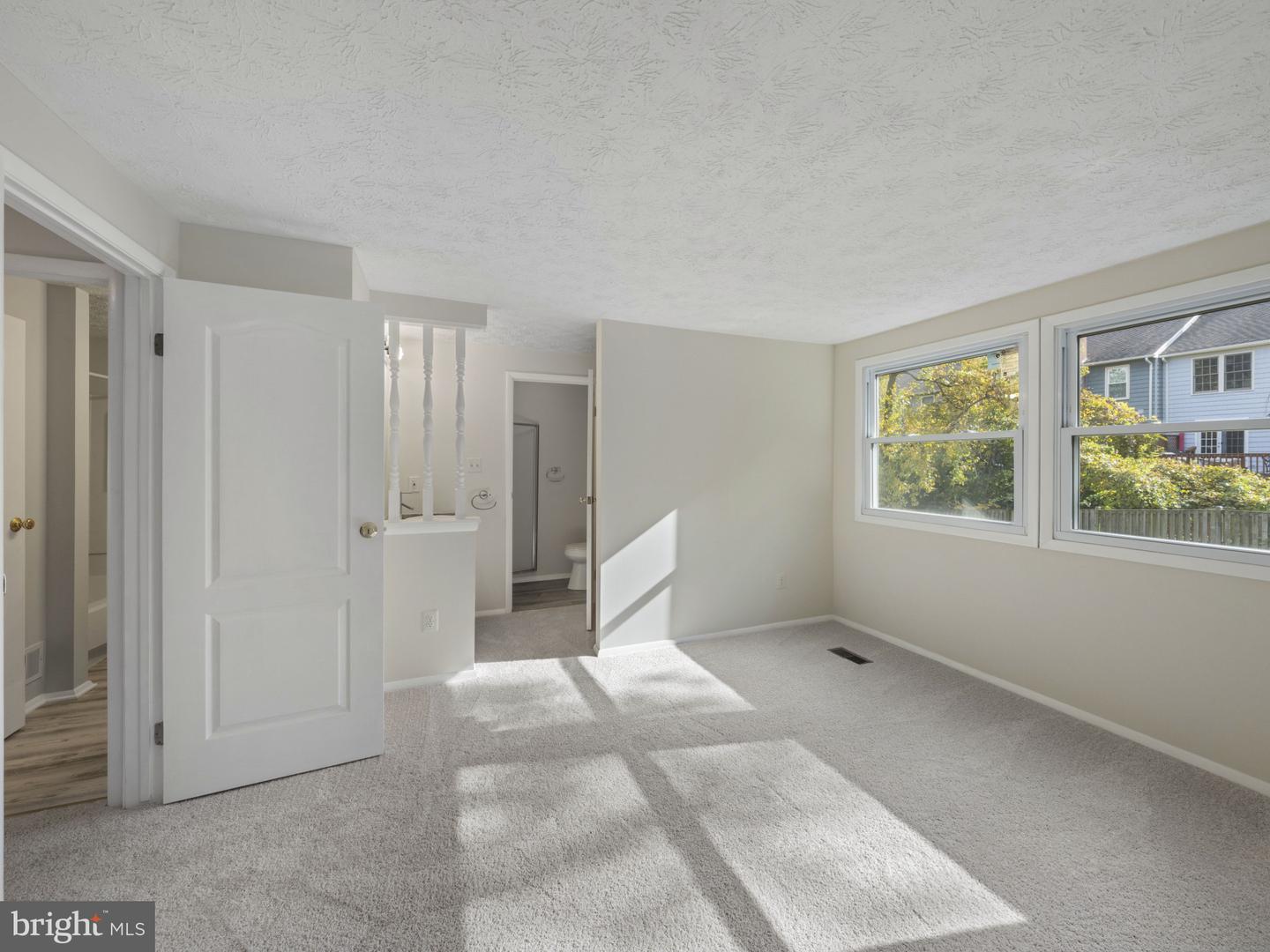 8027 TYSON OAKS CIR, VIENNA, Virginia 22182, 3 Bedrooms Bedrooms, ,2 BathroomsBathrooms,Residential,For sale,8027 TYSON OAKS CIR,VAFX2275978 MLS # VAFX2275978 8027 TYSON OAKS CIR, VIENNA, Virginia 22182, 3 Bedrooms Bedrooms, ,2 BathroomsBathrooms,Residential,For sale,8027 TYSON OAKS CIR,VAFX2275978 MLS # VAFX2275978