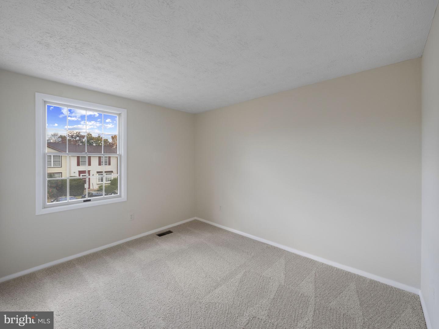 8027 TYSON OAKS CIR, VIENNA, Virginia 22182, 3 Bedrooms Bedrooms, ,2 BathroomsBathrooms,Residential,For sale,8027 TYSON OAKS CIR,VAFX2275978 MLS # VAFX2275978 8027 TYSON OAKS CIR, VIENNA, Virginia 22182, 3 Bedrooms Bedrooms, ,2 BathroomsBathrooms,Residential,For sale,8027 TYSON OAKS CIR,VAFX2275978 MLS # VAFX2275978