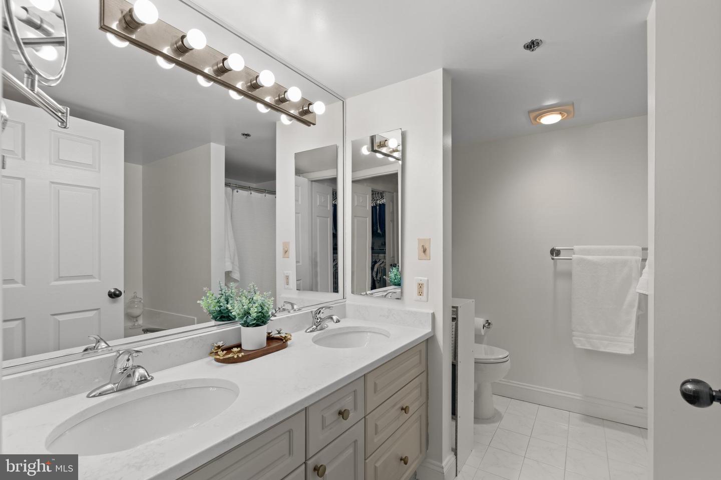 2151 JAMIESON AVE #601, ALEXANDRIA, Virginia 22314, 2 Bedrooms Bedrooms, ,2 BathroomsBathrooms,Residential,For sale,2151 JAMIESON AVE #601,VAAX2051204 MLS # VAAX2051204 2151 JAMIESON AVE #601, ALEXANDRIA, Virginia 22314, 2 Bedrooms Bedrooms, ,2 BathroomsBathrooms,Residential,For sale,2151 JAMIESON AVE #601,VAAX2051204 MLS # VAAX2051204