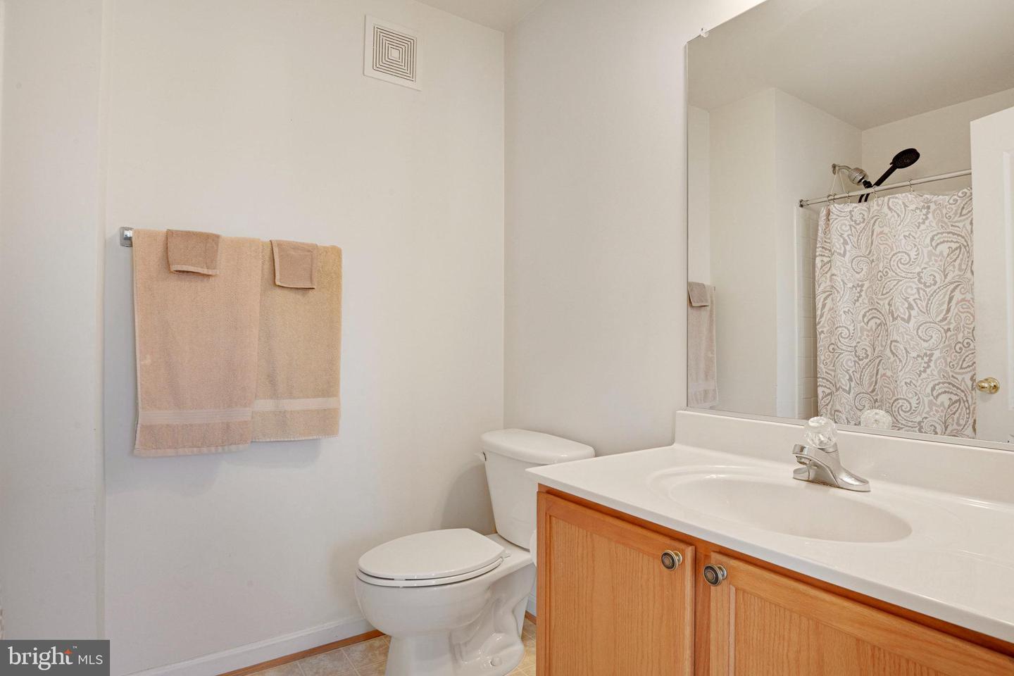 41971 BLUE FLAG TER, ALDIE, Virginia 20105, 2 Bedrooms Bedrooms, ,2 BathroomsBathrooms,Residential,For sale,41971 BLUE FLAG TER,VALO2109704 MLS # VALO2109704 41971 BLUE FLAG TER, ALDIE, Virginia 20105, 2 Bedrooms Bedrooms, ,2 BathroomsBathrooms,Residential,For sale,41971 BLUE FLAG TER,VALO2109704 MLS # VALO2109704