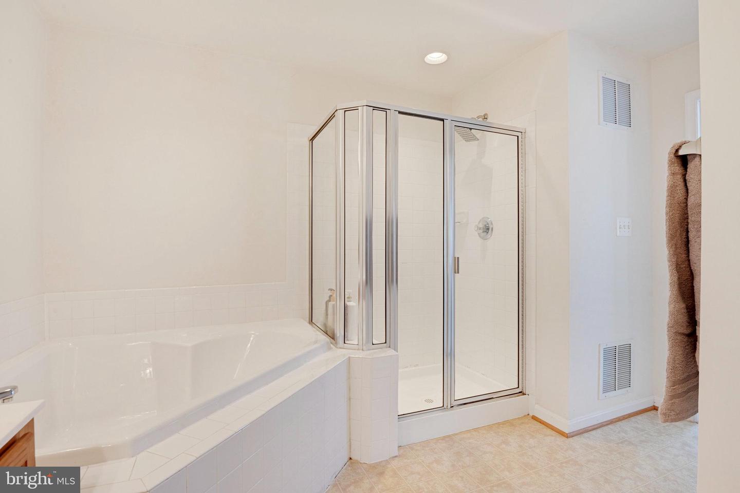 41971 BLUE FLAG TER, ALDIE, Virginia 20105, 2 Bedrooms Bedrooms, ,2 BathroomsBathrooms,Residential,For sale,41971 BLUE FLAG TER,VALO2109704 MLS # VALO2109704 41971 BLUE FLAG TER, ALDIE, Virginia 20105, 2 Bedrooms Bedrooms, ,2 BathroomsBathrooms,Residential,For sale,41971 BLUE FLAG TER,VALO2109704 MLS # VALO2109704