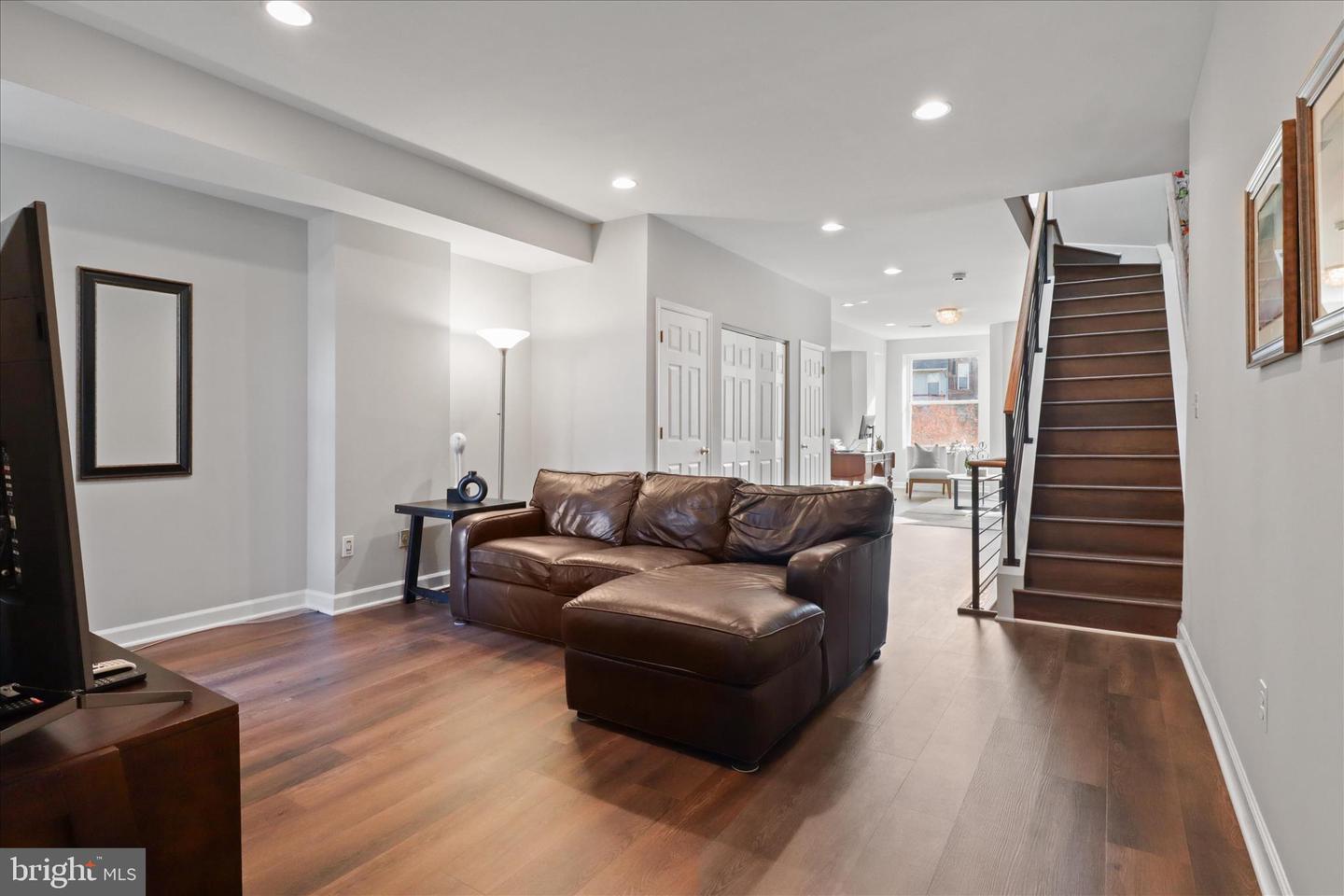 1327 HARVARD ST NW, WASHINGTON, District Of Columbia 20009, 3 Bedrooms Bedrooms, 14 Rooms Rooms,3 BathroomsBathrooms,Residential,For sale,1327 HARVARD ST NW,DCDC2229214 MLS # DCDC2229214 1327 HARVARD ST NW, WASHINGTON, District Of Columbia 20009, 3 Bedrooms Bedrooms, 14 Rooms Rooms,3 BathroomsBathrooms,Residential,For sale,1327 HARVARD ST NW,DCDC2229214 MLS # DCDC2229214