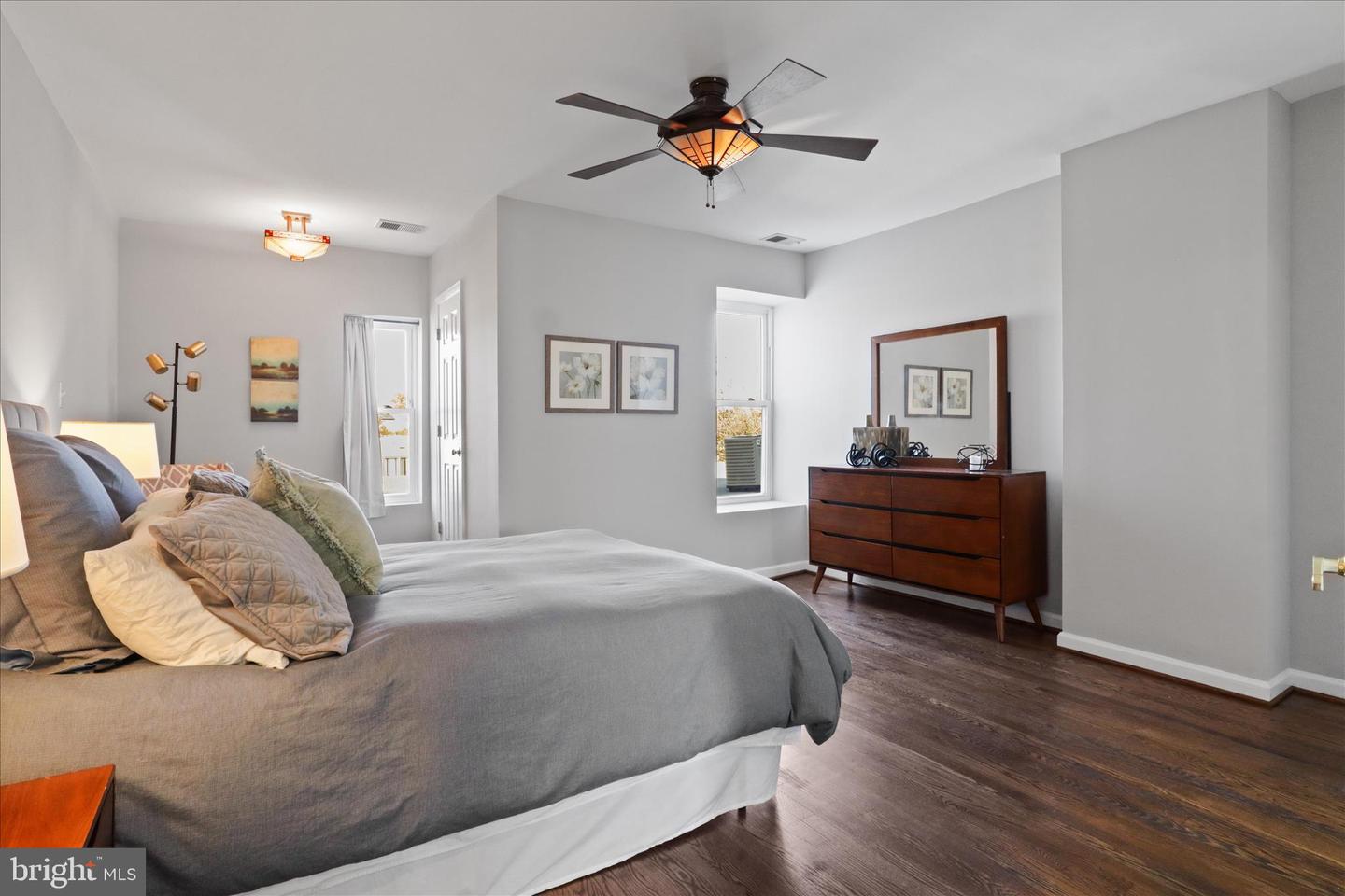 1327 HARVARD ST NW, WASHINGTON, District Of Columbia 20009, 3 Bedrooms Bedrooms, 14 Rooms Rooms,3 BathroomsBathrooms,Residential,For sale,1327 HARVARD ST NW,DCDC2229214 MLS # DCDC2229214 1327 HARVARD ST NW, WASHINGTON, District Of Columbia 20009, 3 Bedrooms Bedrooms, 14 Rooms Rooms,3 BathroomsBathrooms,Residential,For sale,1327 HARVARD ST NW,DCDC2229214 MLS # DCDC2229214