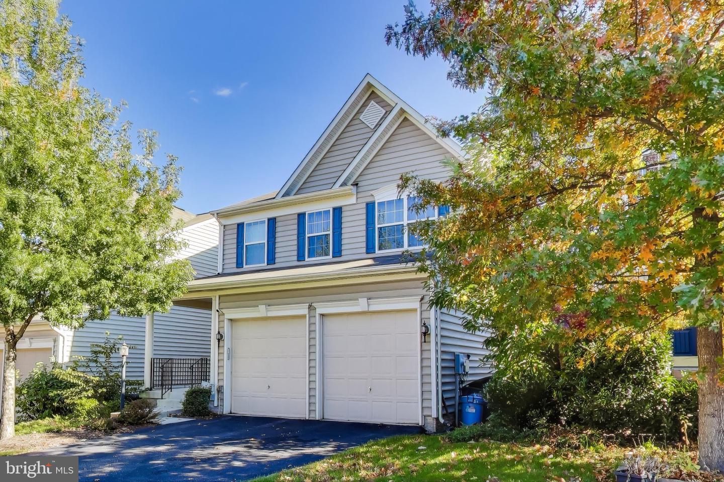 3585 EAGLE RIDGE DR, WOODBRIDGE, Virginia 22191, 4 Bedrooms Bedrooms, ,3 BathroomsBathrooms,Residential,For sale,3585 EAGLE RIDGE DR,VAPW2106826 MLS # VAPW2106826 3585 EAGLE RIDGE DR, WOODBRIDGE, Virginia 22191, 4 Bedrooms Bedrooms, ,3 BathroomsBathrooms,Residential,For sale,3585 EAGLE RIDGE DR,VAPW2106826 MLS # VAPW2106826