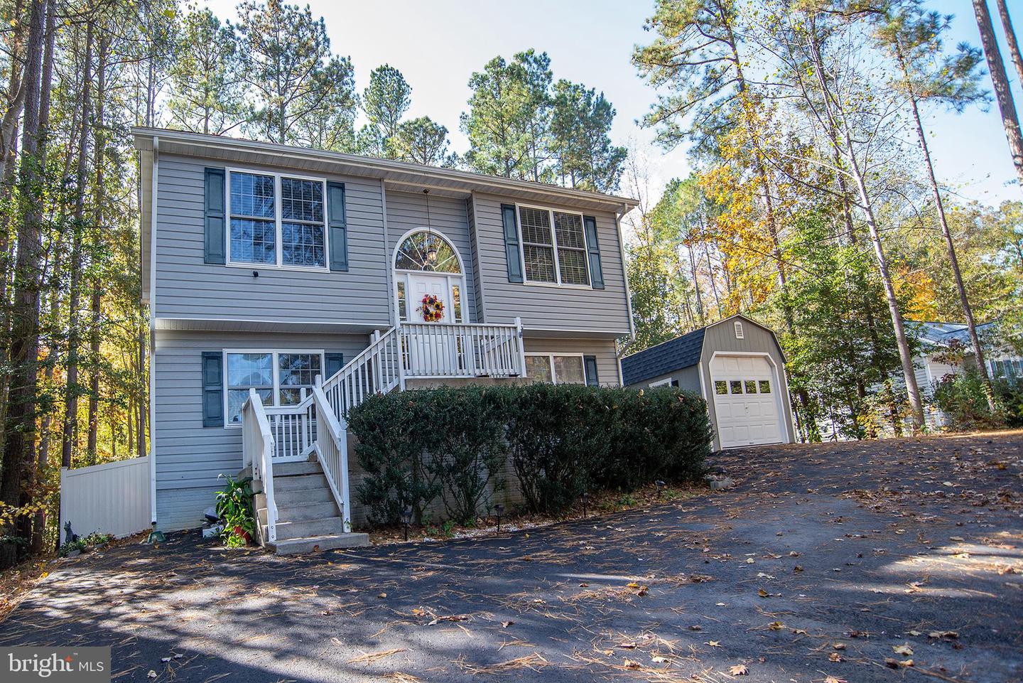 129 LAKE CAROLINE DR, RUTHER GLEN, Virginia 22546, 4 Bedrooms Bedrooms, ,2 BathroomsBathrooms,Residential,For sale,129 LAKE CAROLINE DR,VACV2009072 MLS # VACV2009072 129 LAKE CAROLINE DR, RUTHER GLEN, Virginia 22546, 4 Bedrooms Bedrooms, ,2 BathroomsBathrooms,Residential,For sale,129 LAKE CAROLINE DR,VACV2009072 MLS # VACV2009072