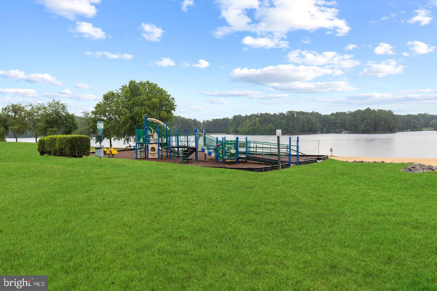 129 LAKE CAROLINE DR, RUTHER GLEN, Virginia 22546, 4 Bedrooms Bedrooms, ,2 BathroomsBathrooms,Residential,For sale,129 LAKE CAROLINE DR,VACV2009072 MLS # VACV2009072 129 LAKE CAROLINE DR, RUTHER GLEN, Virginia 22546, 4 Bedrooms Bedrooms, ,2 BathroomsBathrooms,Residential,For sale,129 LAKE CAROLINE DR,VACV2009072 MLS # VACV2009072