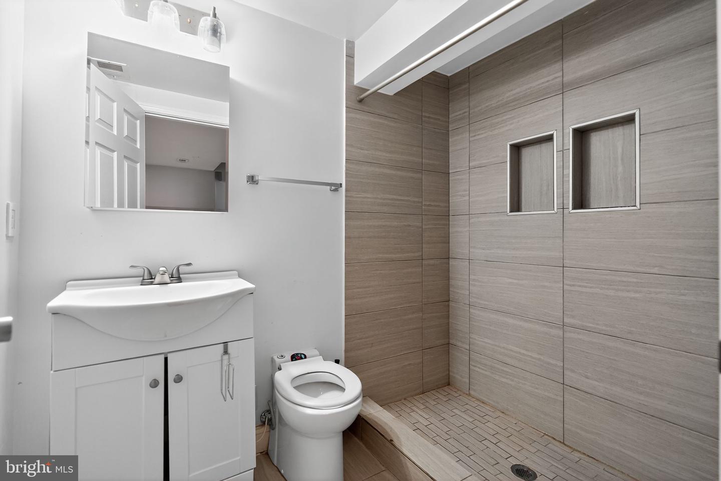 2901 KING PL NE, WASHINGTON, District Of Columbia 20018, 6 Bedrooms Bedrooms, ,3 BathroomsBathrooms,Residential,For sale,2901 KING PL NE,DCDC2229528 MLS # DCDC2229528 2901 KING PL NE, WASHINGTON, District Of Columbia 20018, 6 Bedrooms Bedrooms, ,3 BathroomsBathrooms,Residential,For sale,2901 KING PL NE,DCDC2229528 MLS # DCDC2229528