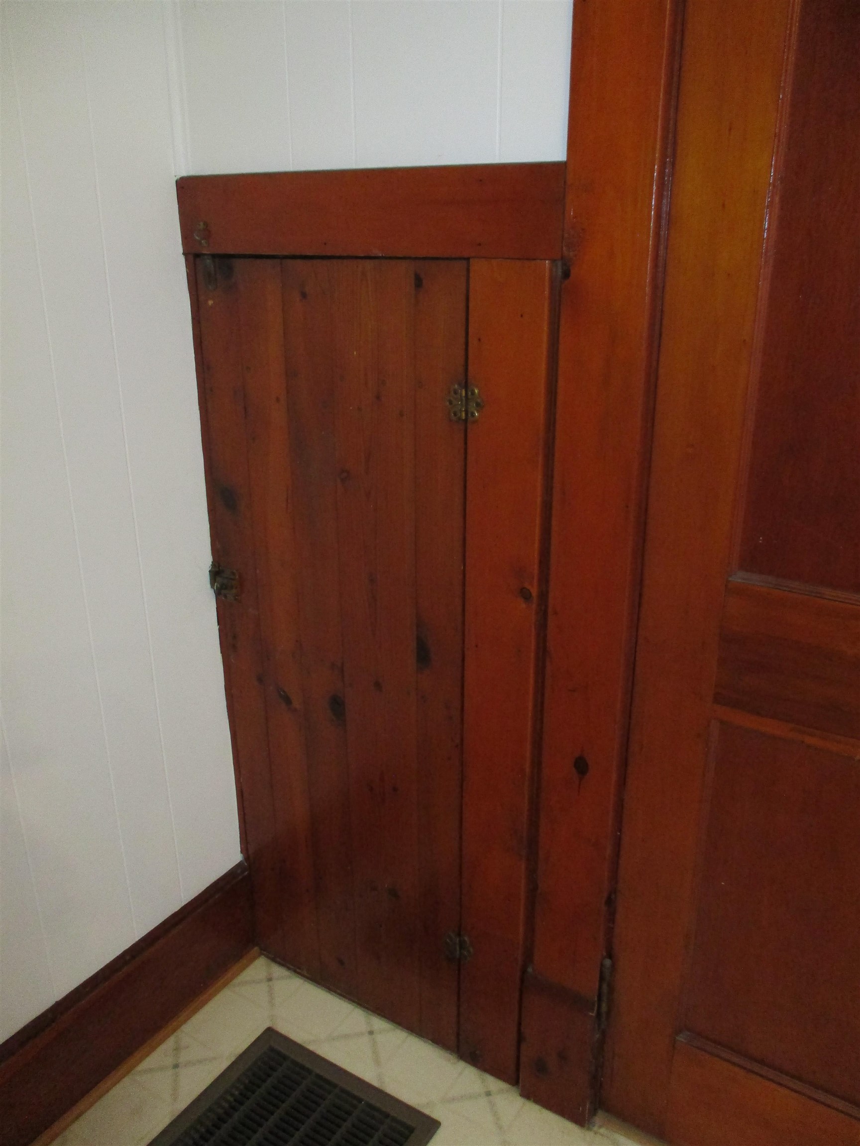 181 BELLEVUE ST, TIMBERVILLE, Virginia 22853, 3 Bedrooms Bedrooms, ,1 BathroomBathrooms,Residential,181 BELLEVUE ST,670786 MLS # 670786 181 BELLEVUE ST, TIMBERVILLE, Virginia 22853, 3 Bedrooms Bedrooms, ,1 BathroomBathrooms,Residential,181 BELLEVUE ST,670786 MLS # 670786