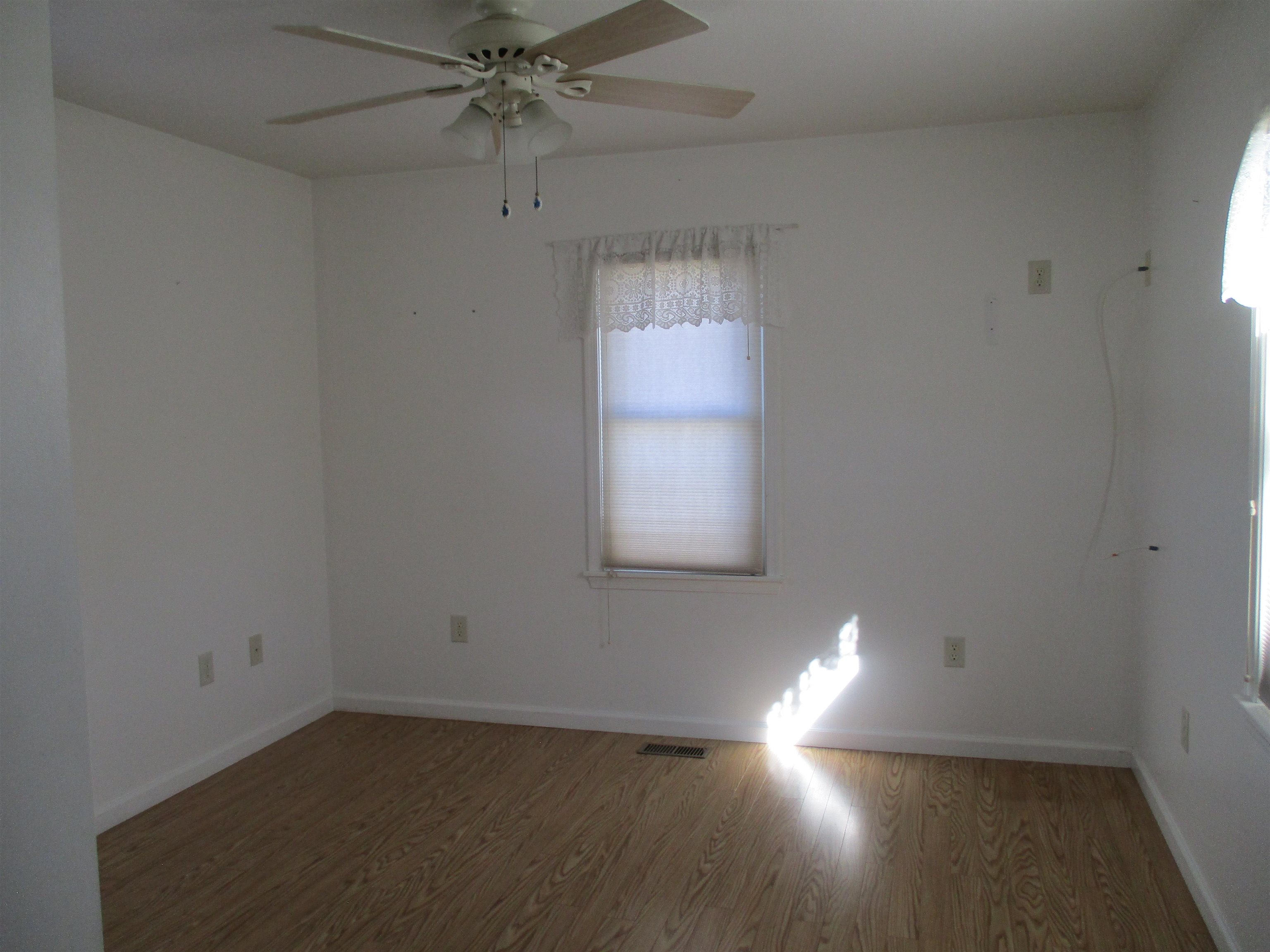 181 BELLEVUE ST, TIMBERVILLE, Virginia 22853, 3 Bedrooms Bedrooms, ,1 BathroomBathrooms,Residential,181 BELLEVUE ST,670786 MLS # 670786 181 BELLEVUE ST, TIMBERVILLE, Virginia 22853, 3 Bedrooms Bedrooms, ,1 BathroomBathrooms,Residential,181 BELLEVUE ST,670786 MLS # 670786