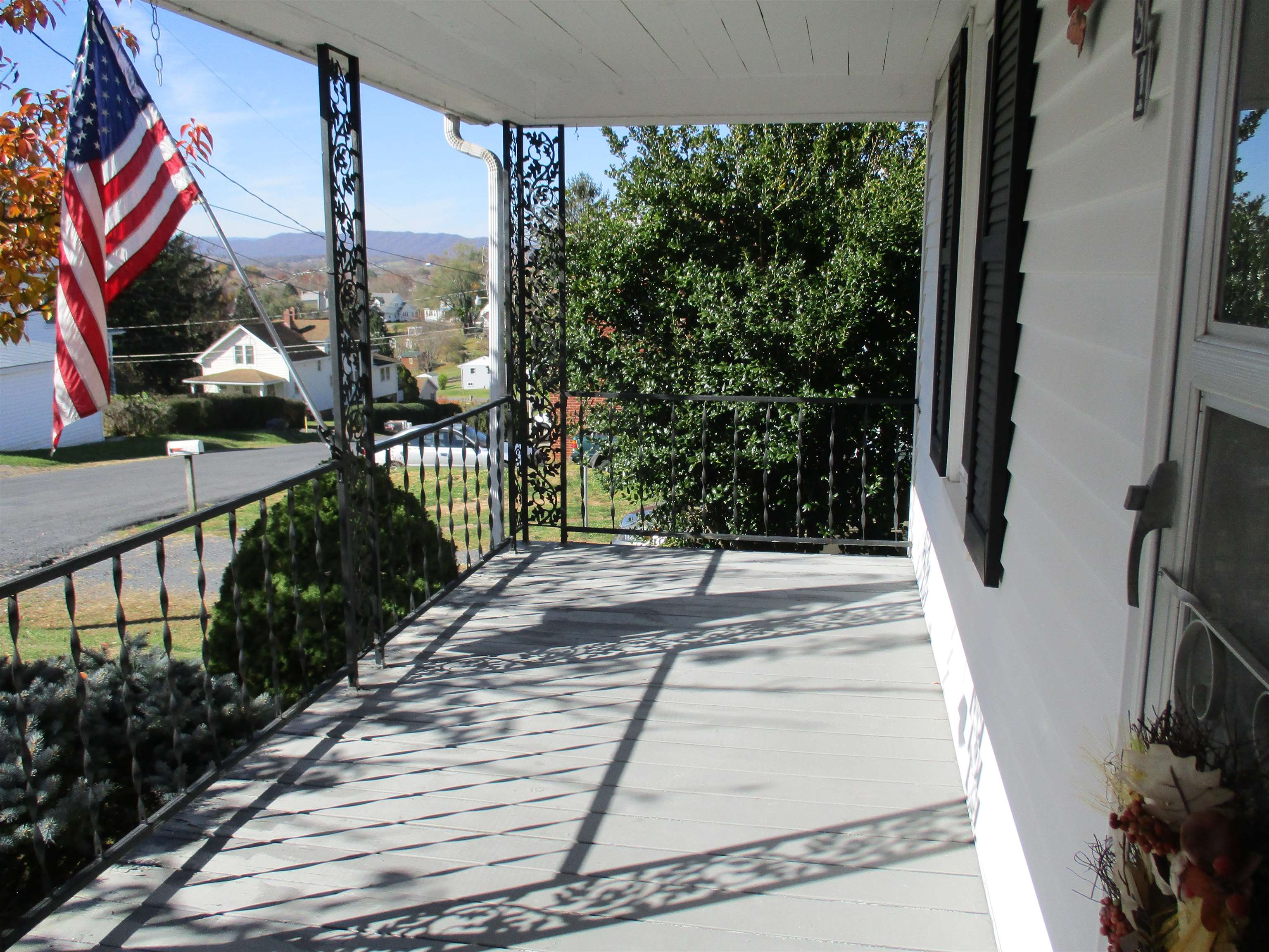 181 BELLEVUE ST, TIMBERVILLE, Virginia 22853, 3 Bedrooms Bedrooms, ,1 BathroomBathrooms,Residential,181 BELLEVUE ST,670786 MLS # 670786 181 BELLEVUE ST, TIMBERVILLE, Virginia 22853, 3 Bedrooms Bedrooms, ,1 BathroomBathrooms,Residential,181 BELLEVUE ST,670786 MLS # 670786