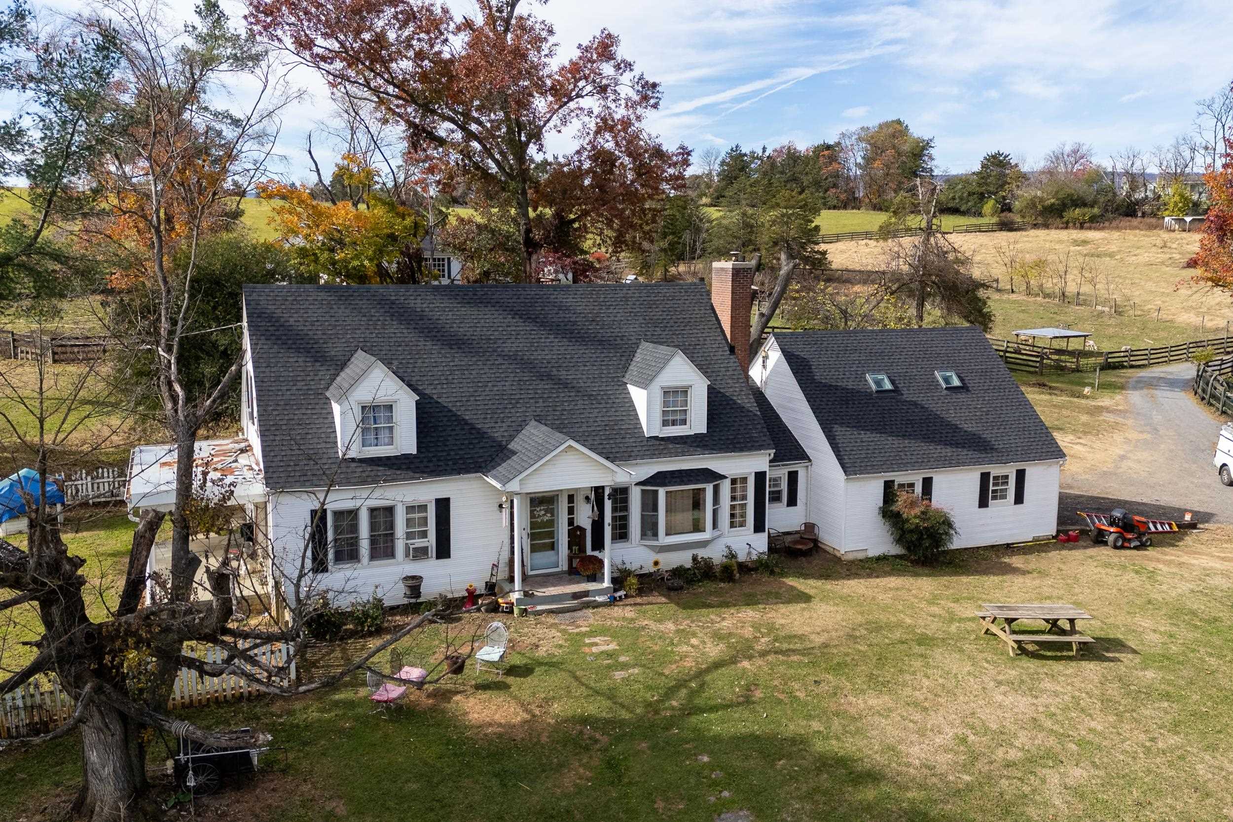 143 LAKEWOOD RD, LURAY, Virginia 22835, 4 Bedrooms Bedrooms, ,2 BathroomsBathrooms,Residential,143 LAKEWOOD RD,670787 MLS # 670787 143 LAKEWOOD RD, LURAY, Virginia 22835, 4 Bedrooms Bedrooms, ,2 BathroomsBathrooms,Residential,143 LAKEWOOD RD,670787 MLS # 670787