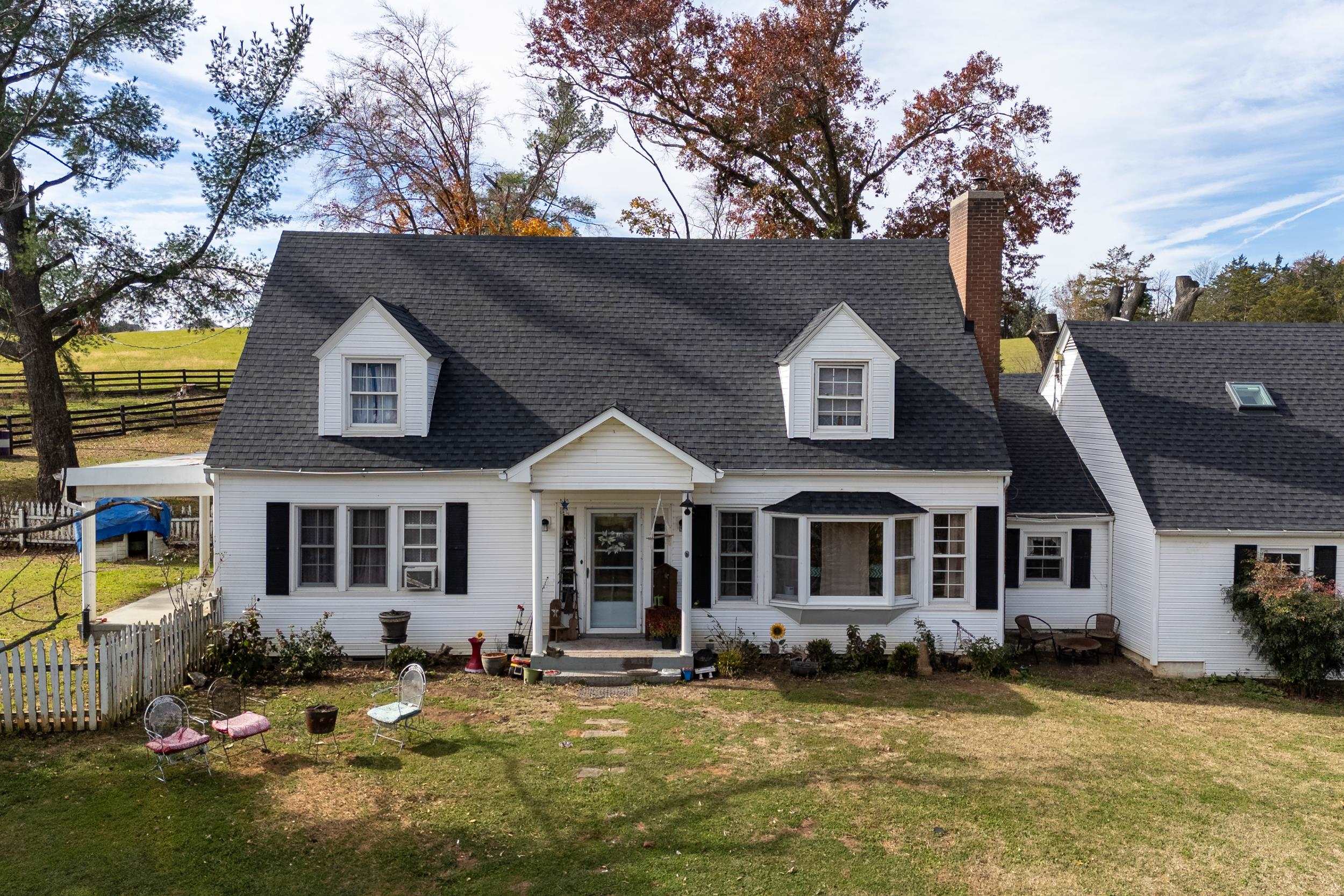 143 LAKEWOOD RD, LURAY, Virginia 22835, 4 Bedrooms Bedrooms, ,2 BathroomsBathrooms,Residential,143 LAKEWOOD RD,670787 MLS # 670787 143 LAKEWOOD RD, LURAY, Virginia 22835, 4 Bedrooms Bedrooms, ,2 BathroomsBathrooms,Residential,143 LAKEWOOD RD,670787 MLS # 670787