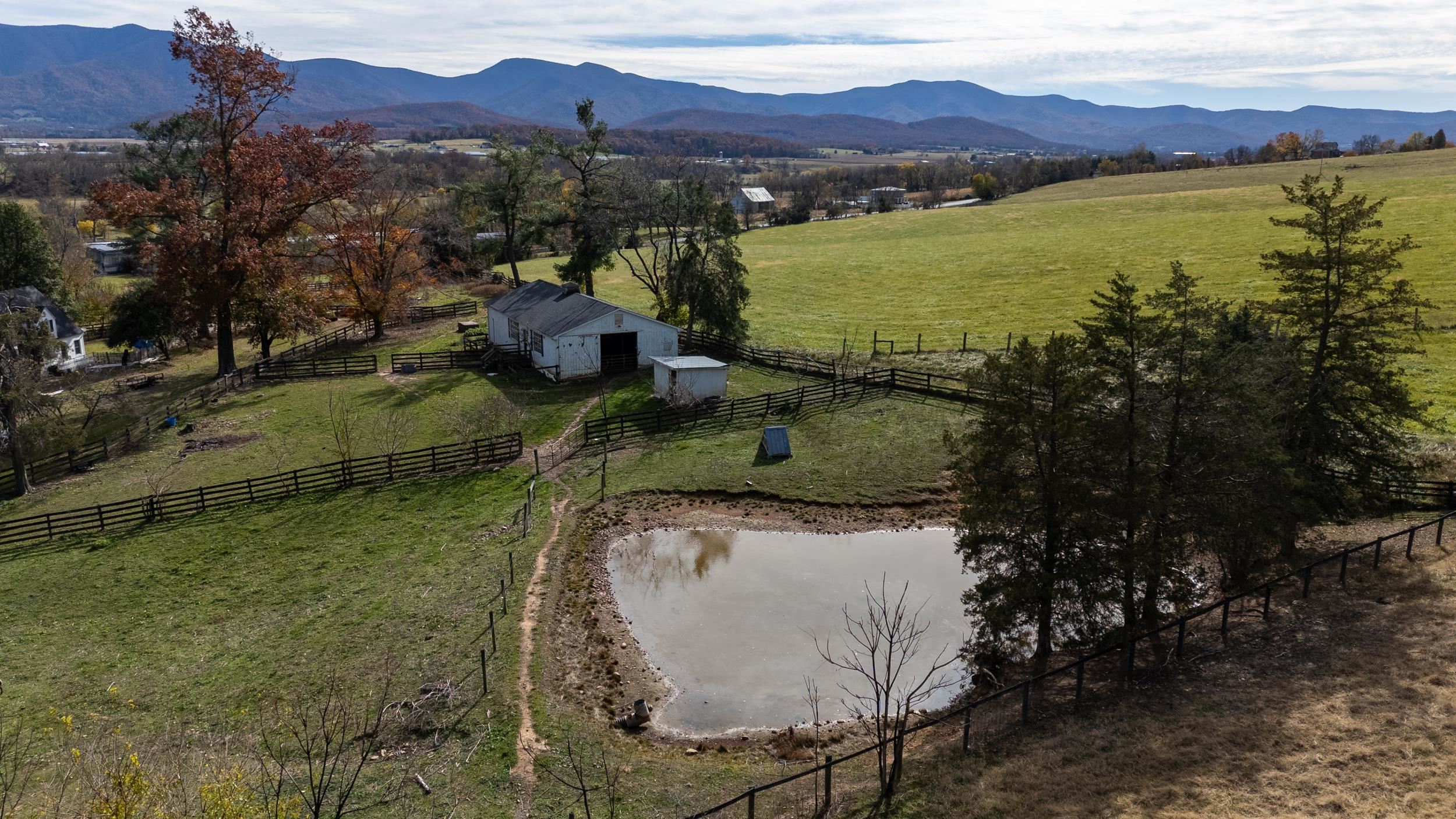 143 LAKEWOOD RD, LURAY, Virginia 22835, 4 Bedrooms Bedrooms, ,2 BathroomsBathrooms,Residential,143 LAKEWOOD RD,670787 MLS # 670787 143 LAKEWOOD RD, LURAY, Virginia 22835, 4 Bedrooms Bedrooms, ,2 BathroomsBathrooms,Residential,143 LAKEWOOD RD,670787 MLS # 670787