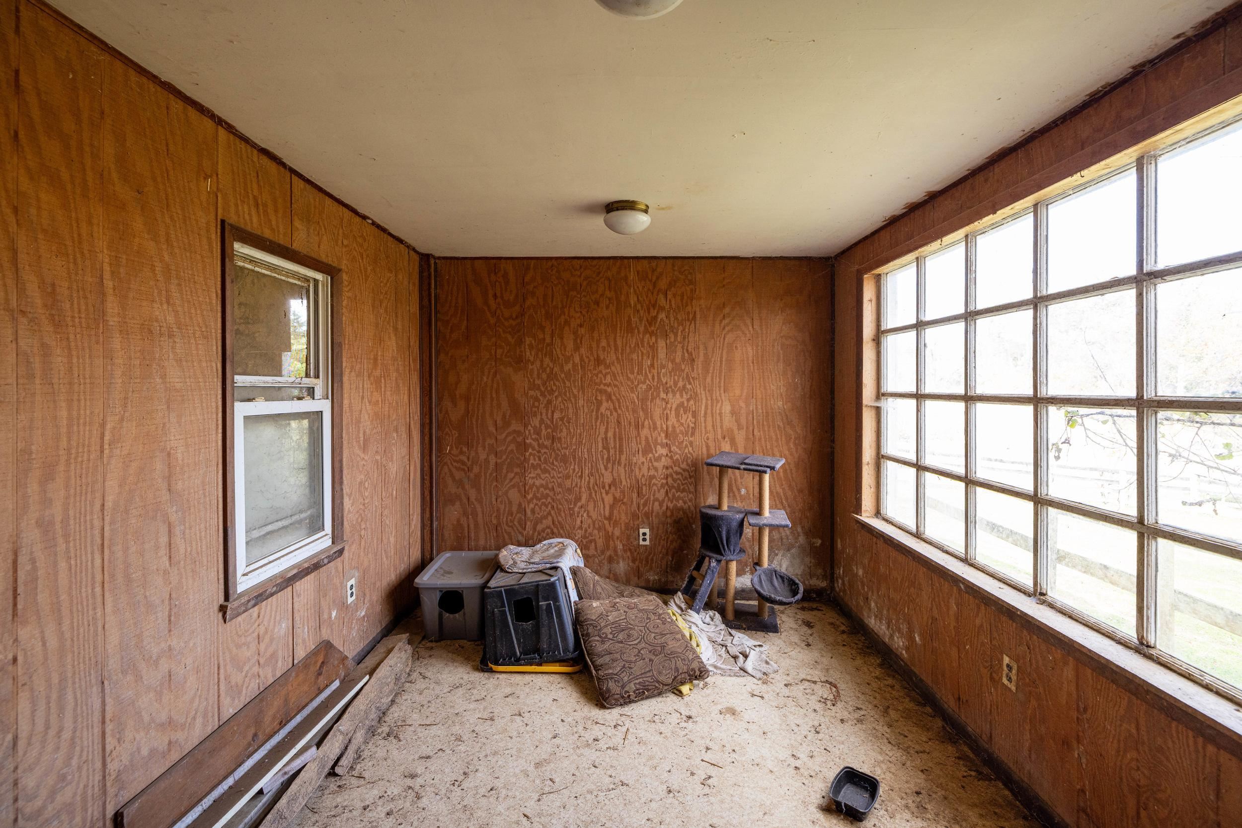 143 LAKEWOOD RD, LURAY, Virginia 22835, 4 Bedrooms Bedrooms, ,2 BathroomsBathrooms,Residential,143 LAKEWOOD RD,670787 MLS # 670787 143 LAKEWOOD RD, LURAY, Virginia 22835, 4 Bedrooms Bedrooms, ,2 BathroomsBathrooms,Residential,143 LAKEWOOD RD,670787 MLS # 670787