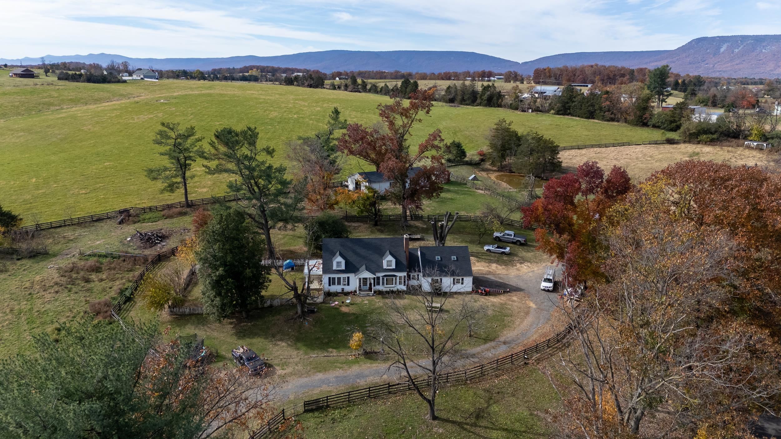 143 LAKEWOOD RD, LURAY, Virginia 22835, 4 Bedrooms Bedrooms, ,2 BathroomsBathrooms,Residential,143 LAKEWOOD RD,670787 MLS # 670787 143 LAKEWOOD RD, LURAY, Virginia 22835, 4 Bedrooms Bedrooms, ,2 BathroomsBathrooms,Residential,143 LAKEWOOD RD,670787 MLS # 670787