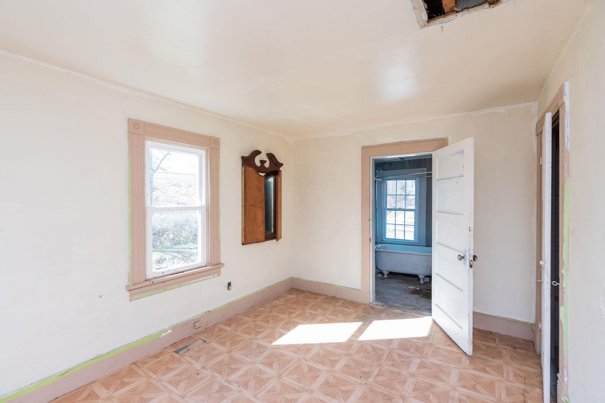 5818 LEE JACKSON HWY, GREENVILLE, Virginia 24440, 3 Bedrooms Bedrooms, ,2 BathroomsBathrooms,Residential,5818 LEE JACKSON HWY,670788 MLS # 670788 5818 LEE JACKSON HWY, GREENVILLE, Virginia 24440, 3 Bedrooms Bedrooms, ,2 BathroomsBathrooms,Residential,5818 LEE JACKSON HWY,670788 MLS # 670788